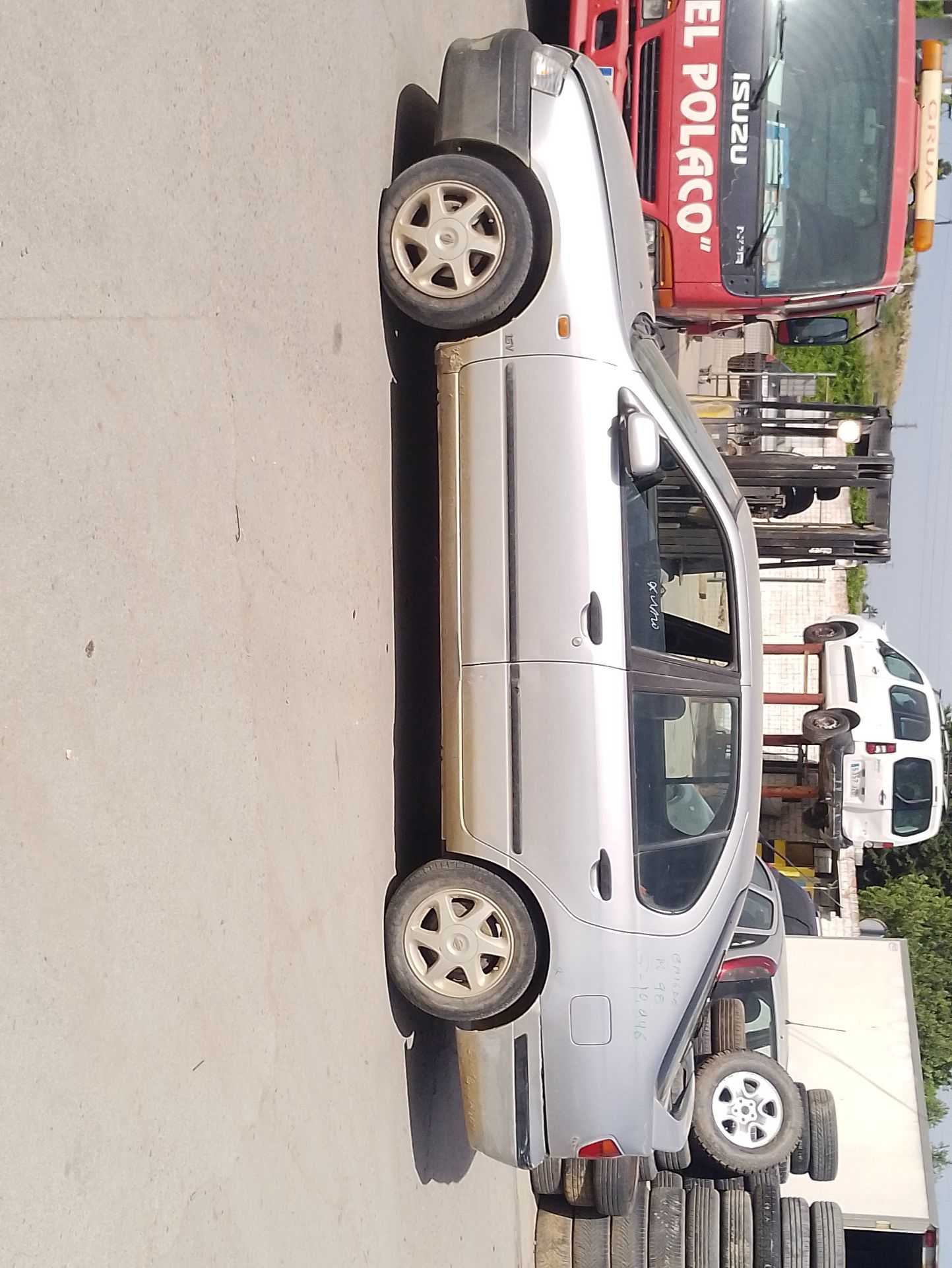nissan primera (p11) del año 1998