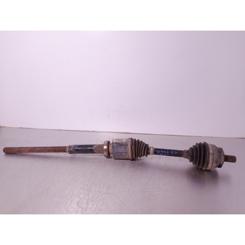 Recambio de transmision delantera derecha para volvo xc70 2.4 diesel cat referencia OEM IAM P30783110 8252058 