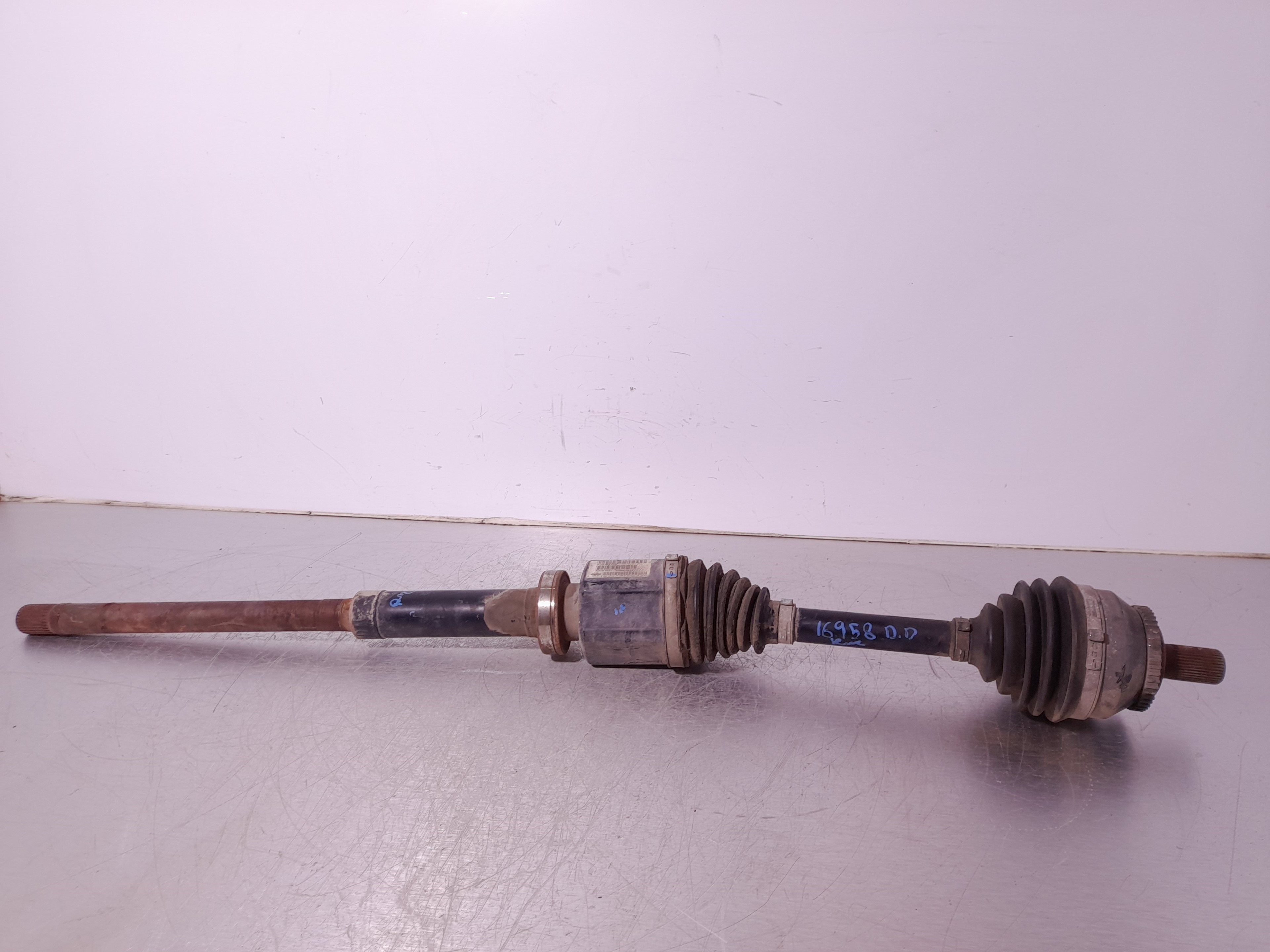 Recambio de transmision delantera derecha para volvo xc70 2.4 diesel cat referencia OEM IAM P30783110 8252058 