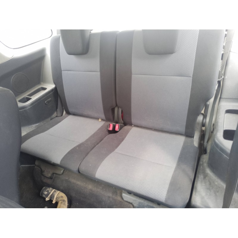 Recambio de asientos traseros para suzuki grand vitara jb (jt) 1,9 ltr. ddis jlx-e 5-türig referencia OEM IAM   