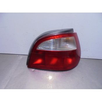 PILOTO TRASERO DERECHO 7700428321 HELLA 