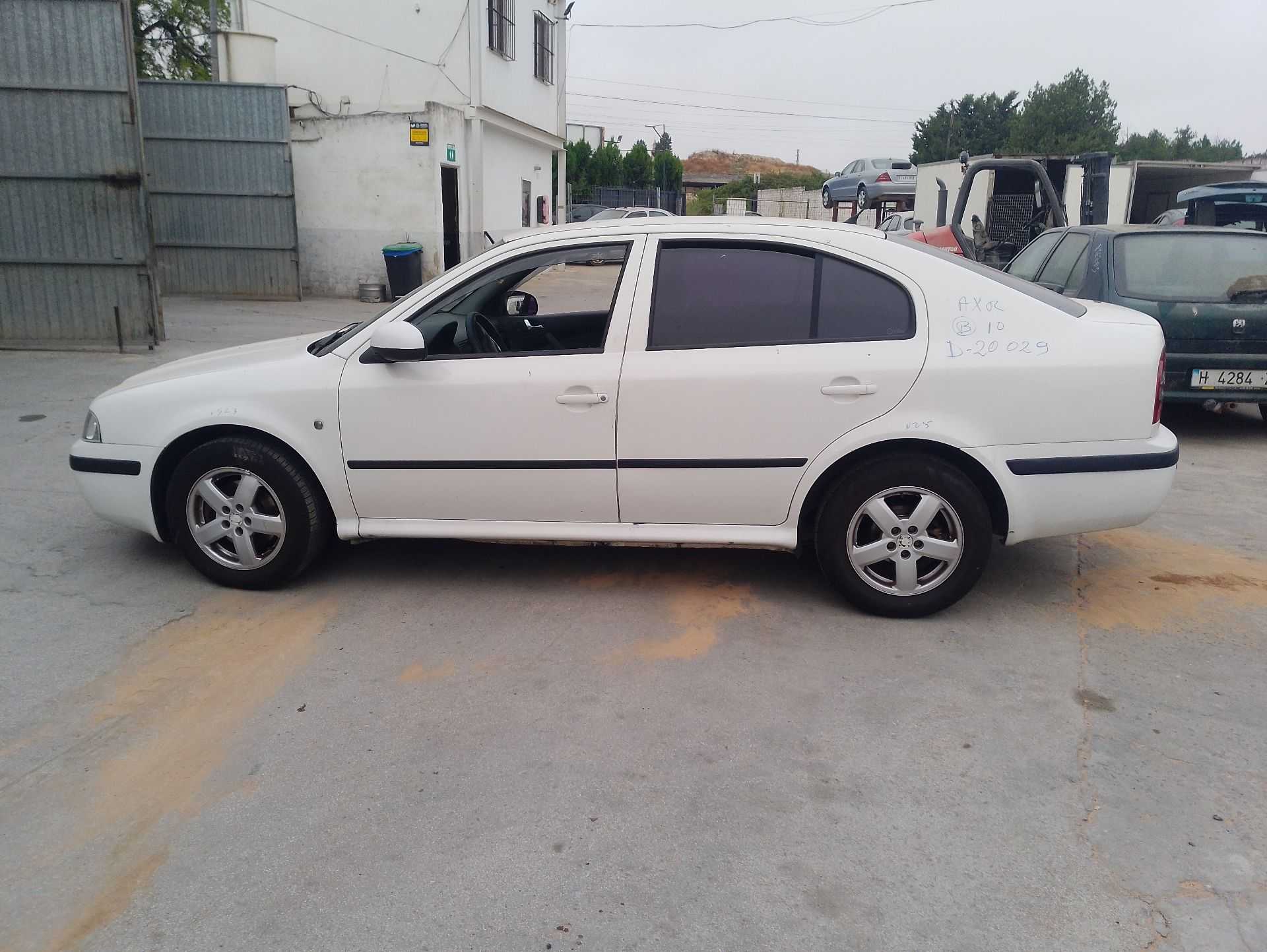 skoda octavia ii (1z3) del año 2010