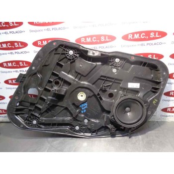 ELEVALUNAS DELANTERO DERECHO 813203Z020 