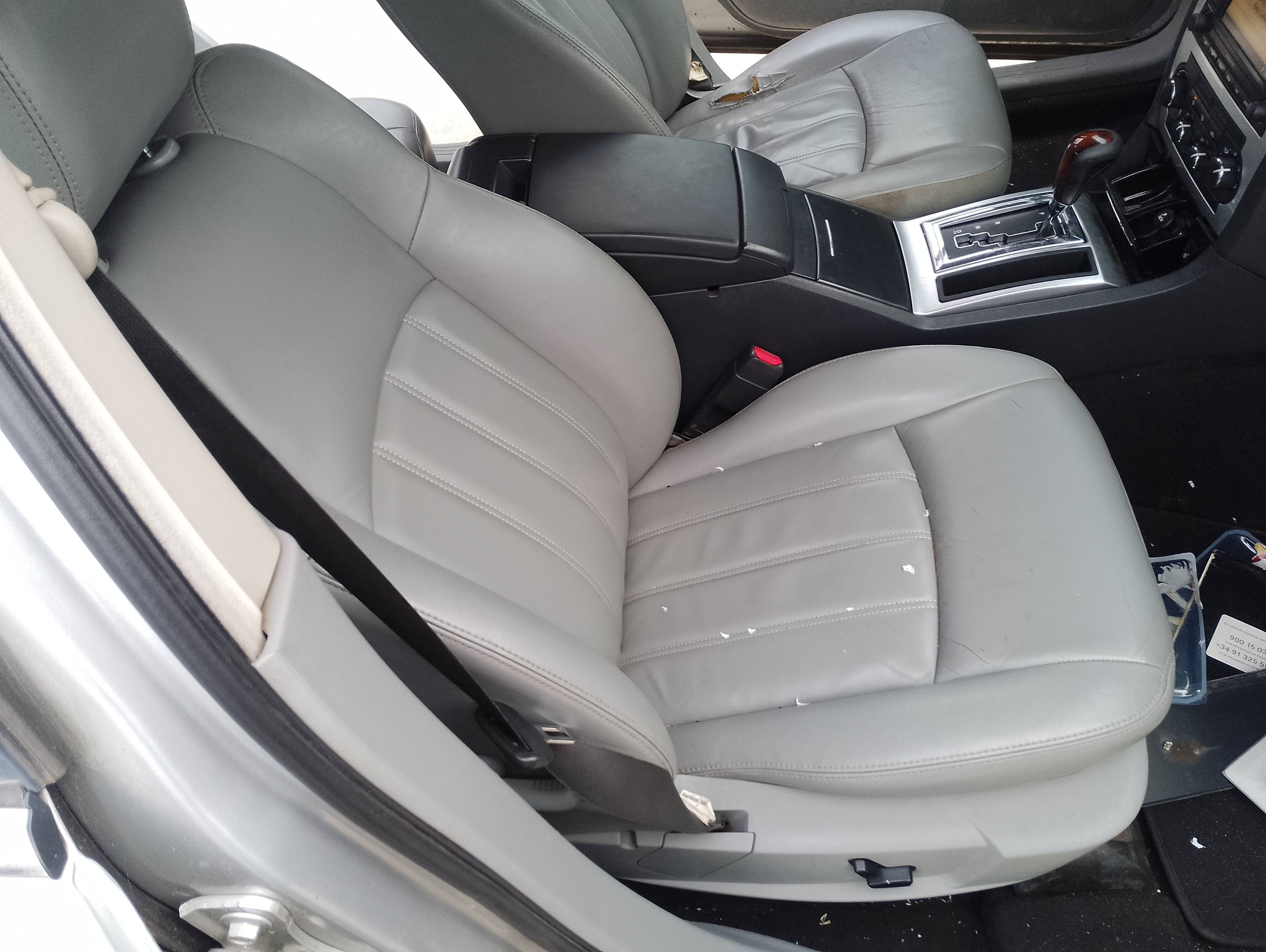 Recambio de asiento delantero derecho para chrysler 300 c 3.0 crd referencia OEM IAM   