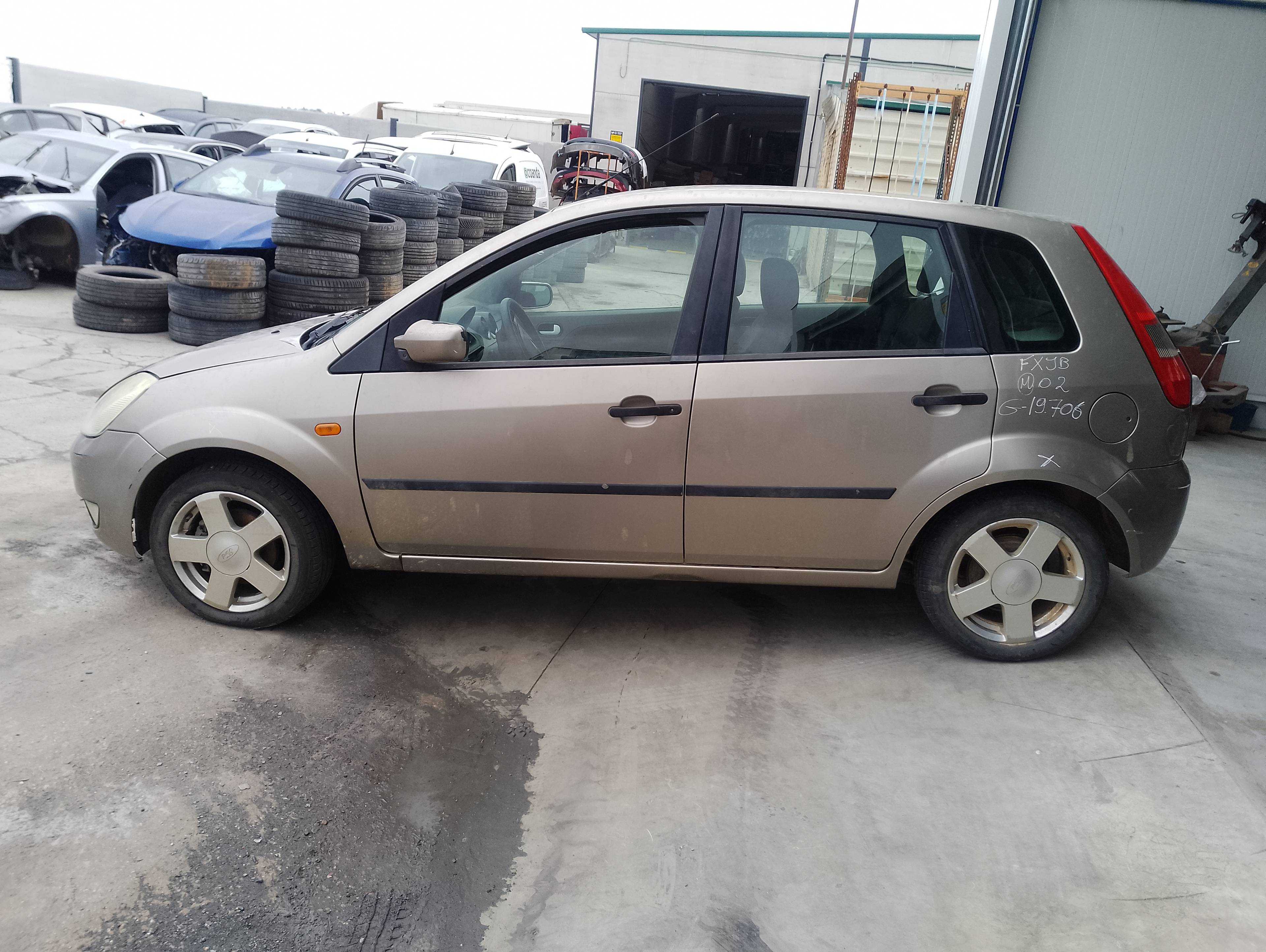 ford fiesta (cbk) del año 2002