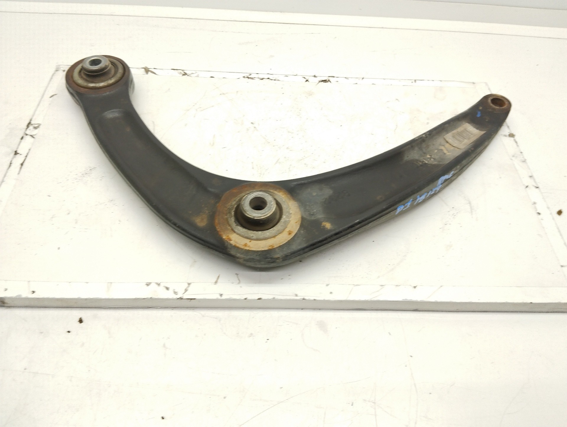Recambio de brazo suspension inferior delantero izquierdo para ds 4 basis referencia OEM IAM 7BTGM2  