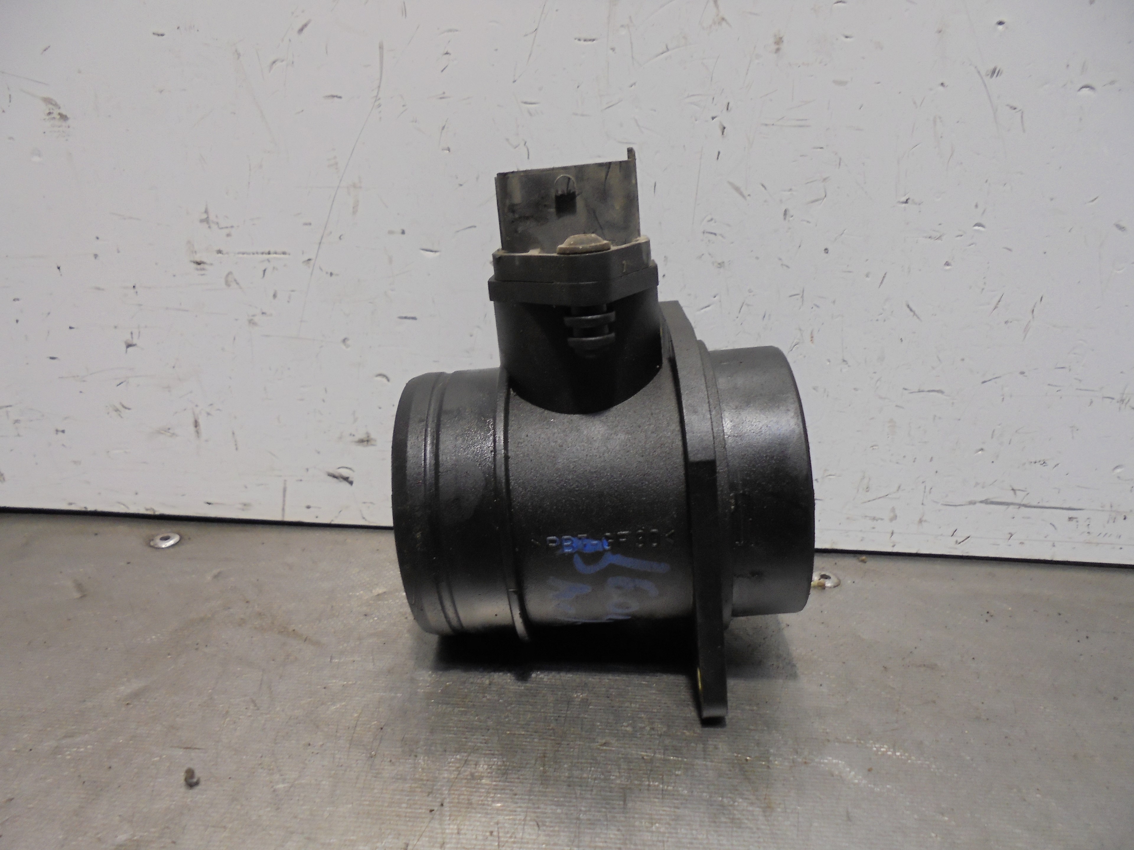 Recambio de caudalimetro para fiat stilo (192) 1.2 16v referencia OEM IAM 0281002308 BOSCH 