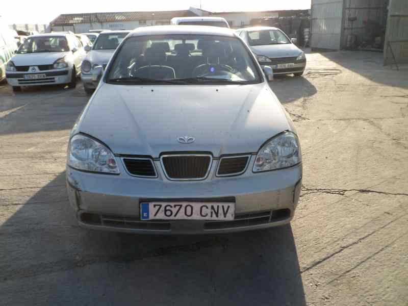 daewoo nubira berlina del año 2003