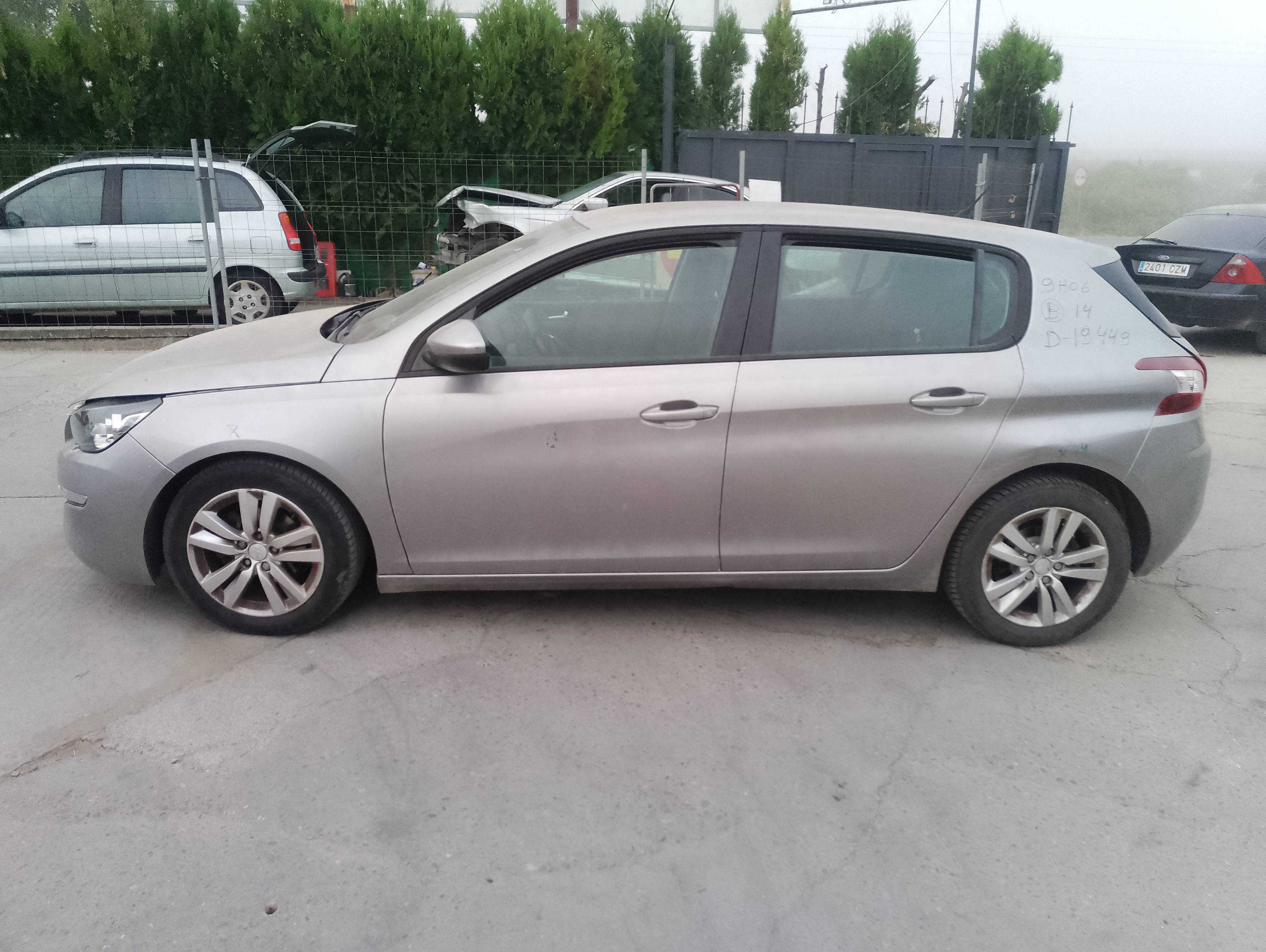 peugeot 308 del año 2013
