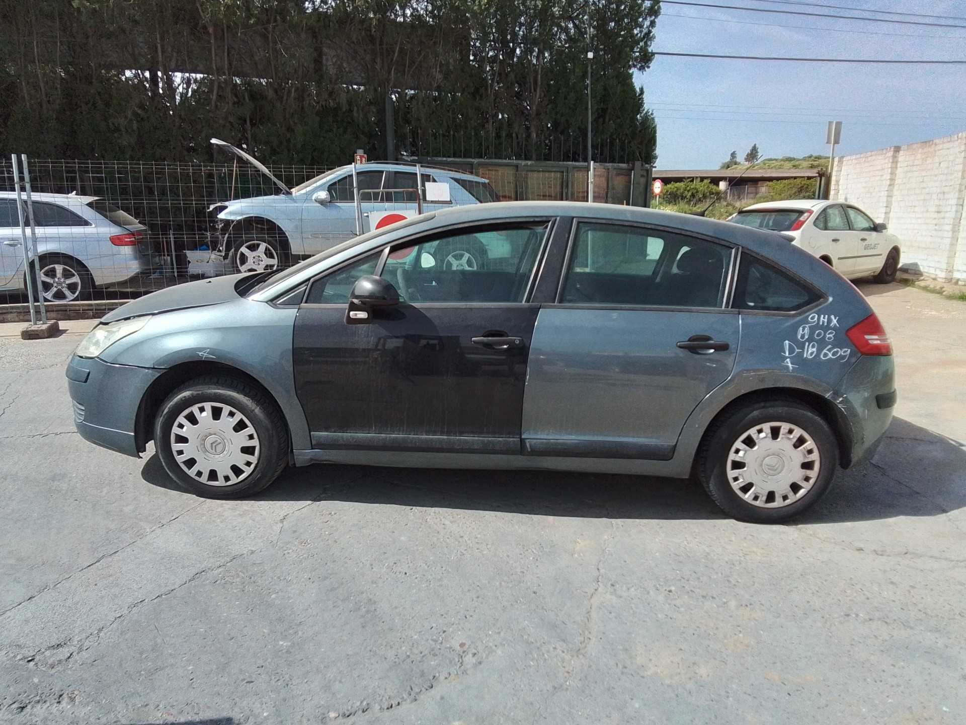 citroën c4 berlina del año 2008