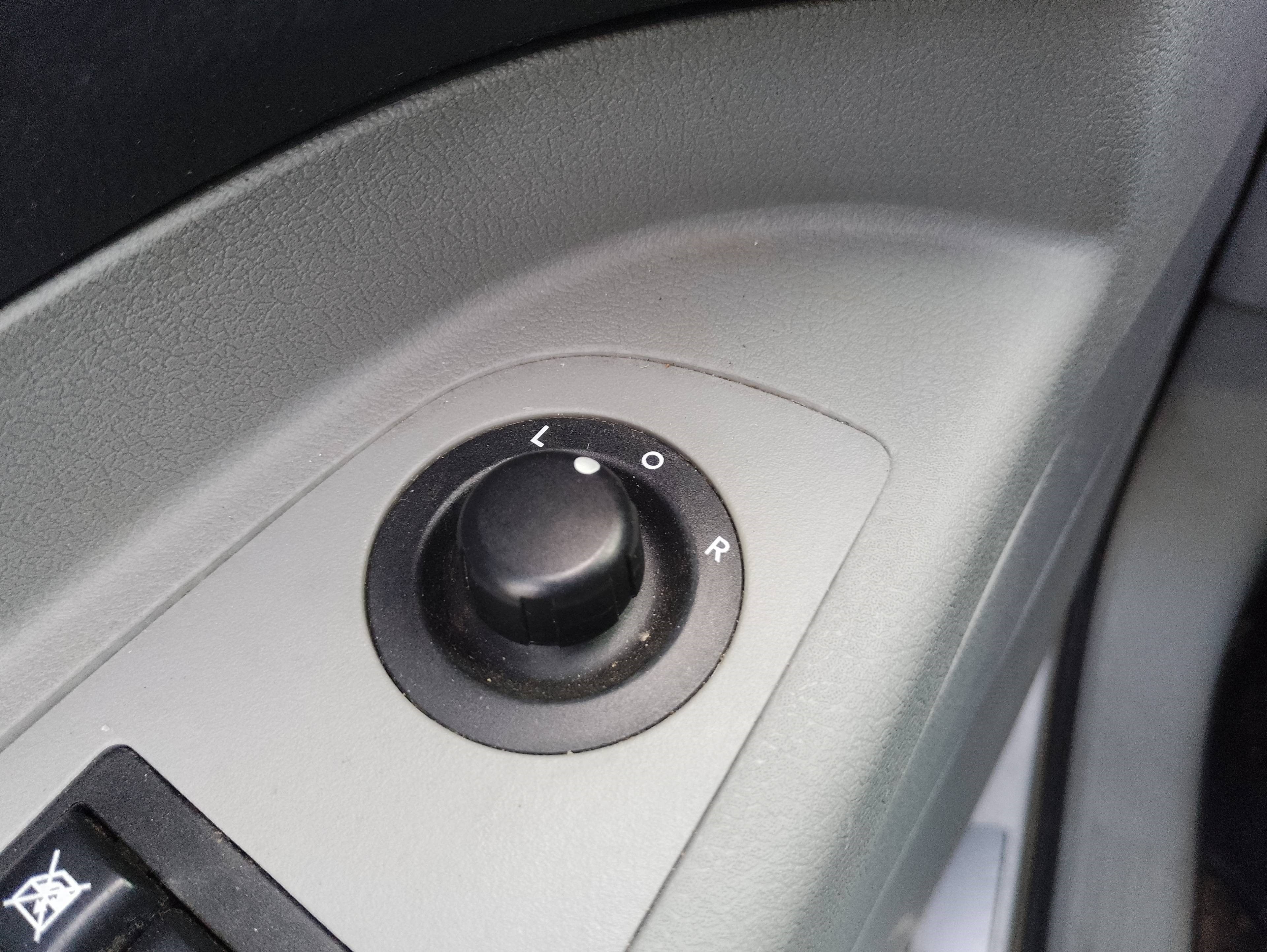 Recambio de mando retrovisor para chrysler 300 c 3.0 crd referencia OEM IAM   