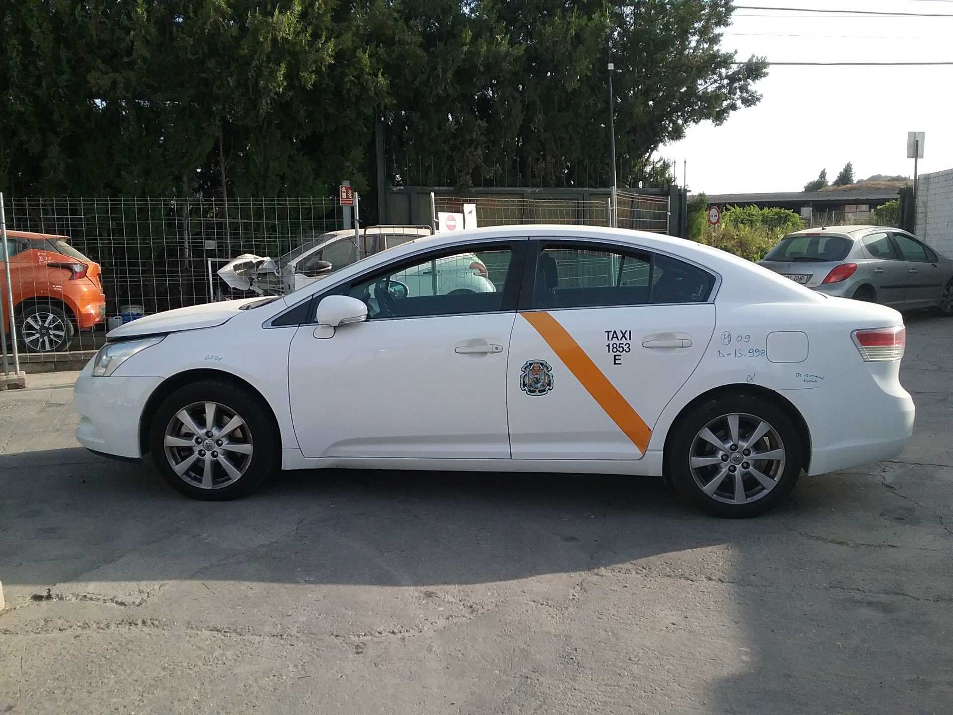 toyota avensis (t27) del año 2009