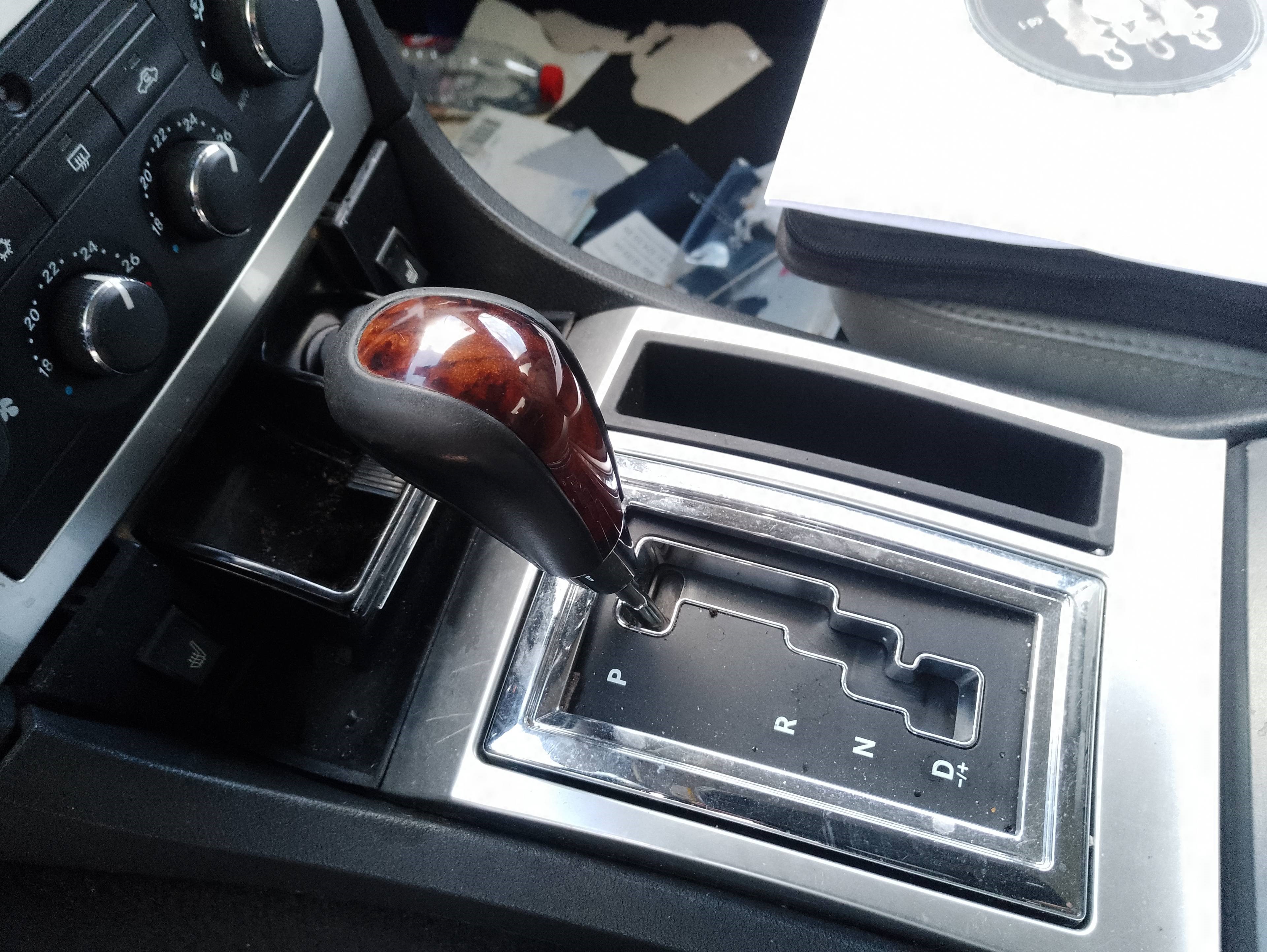 Recambio de palanca cambio para chrysler 300 c 3.0 crd referencia OEM IAM   