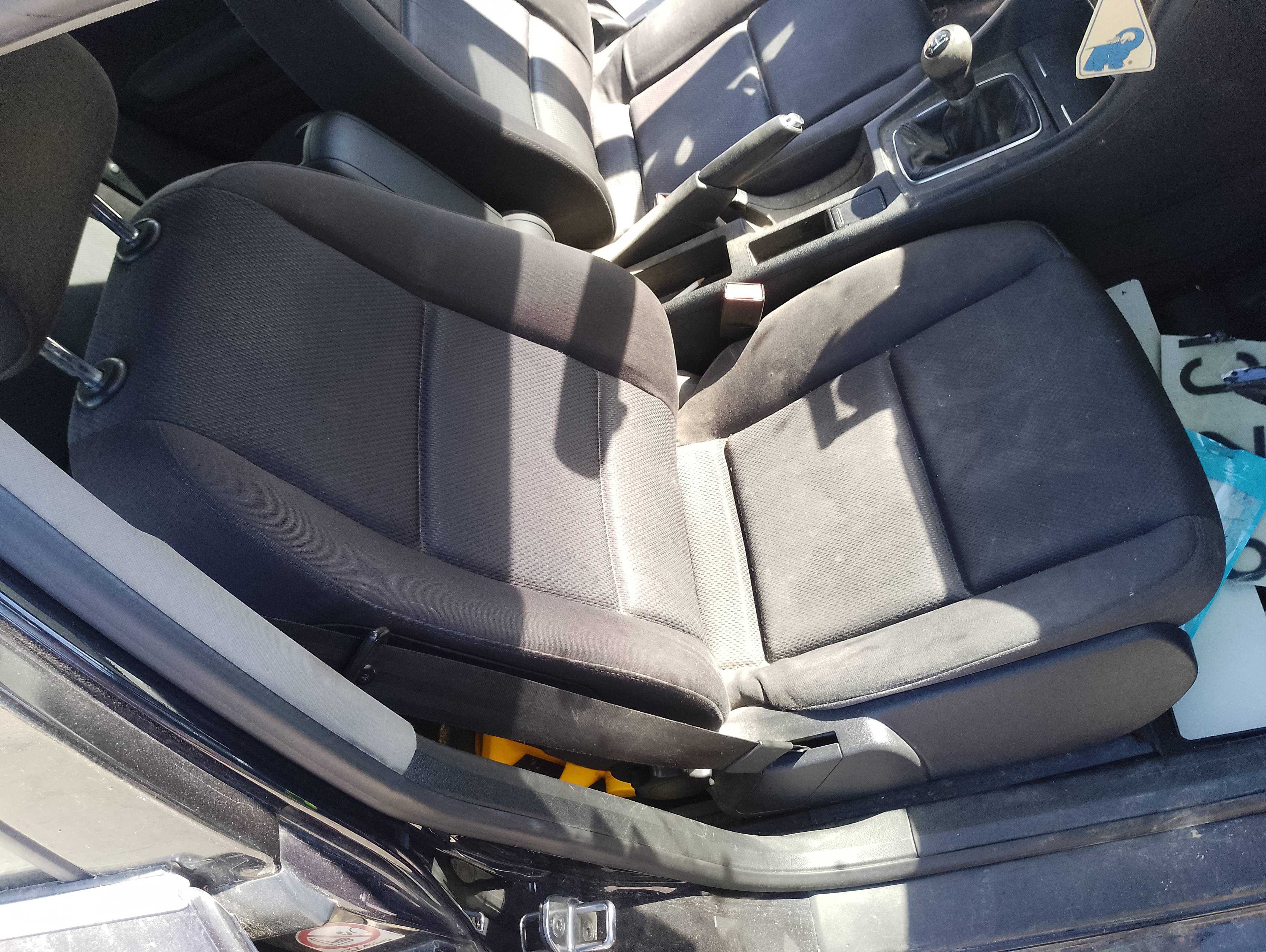 Recambio de asiento delantero derecho para audi a4 berlina (8e) 2.0 referencia OEM IAM   