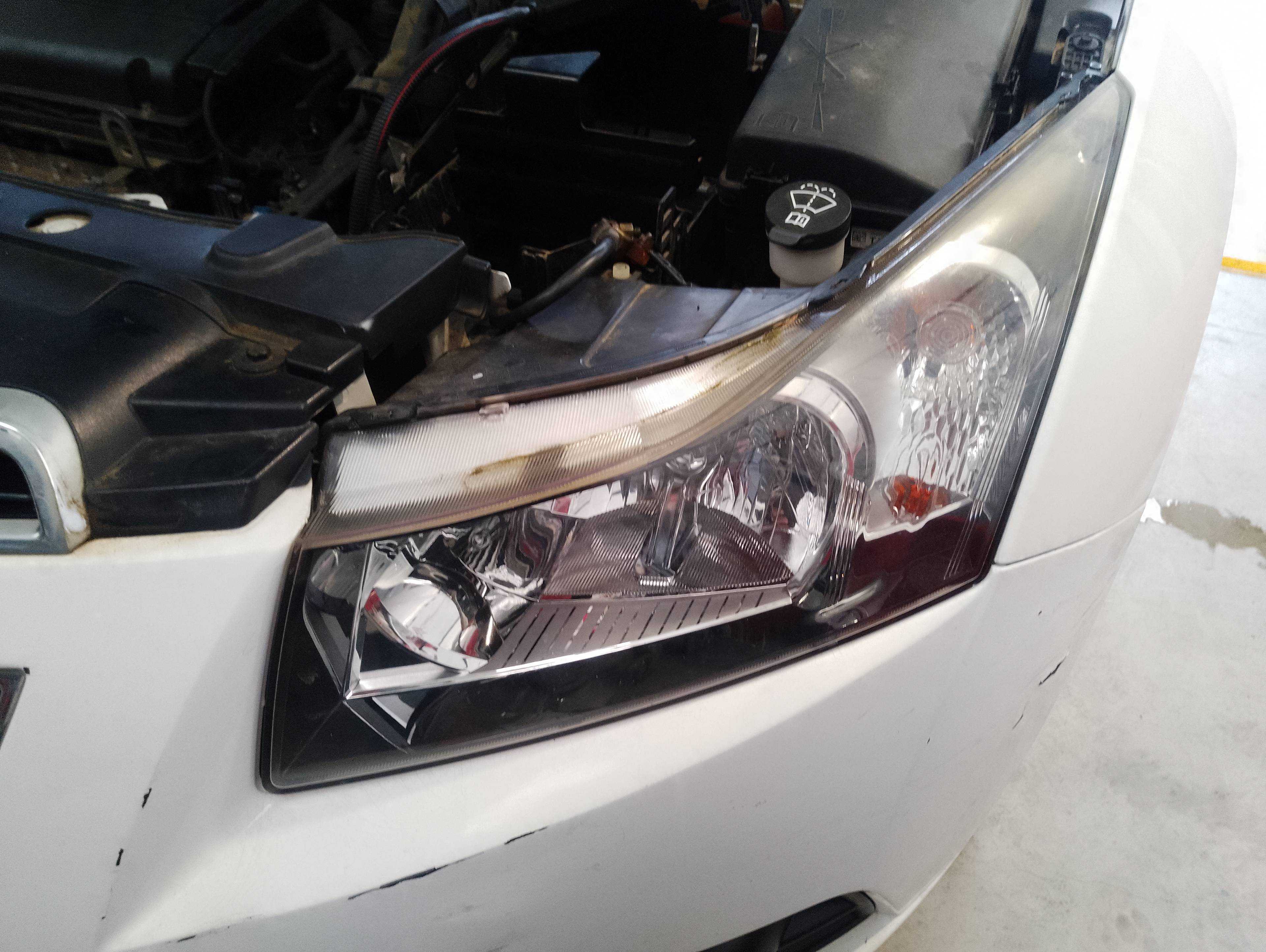 Recambio de faro izquierdo para chevrolet cruze lt+ referencia OEM IAM   