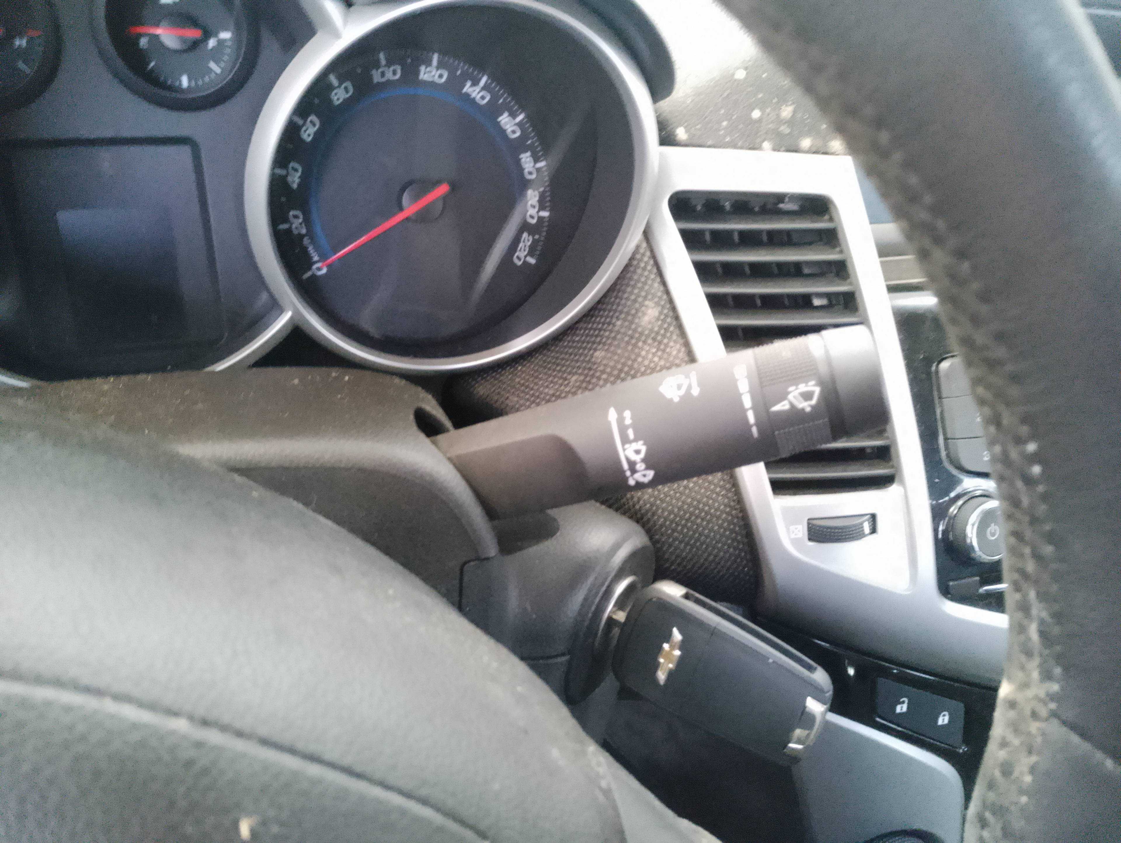 Recambio de mando limpia para chevrolet cruze lt+ referencia OEM IAM   