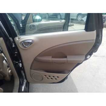 GUARNECIDO PUERTA TRASERA DERECHA 