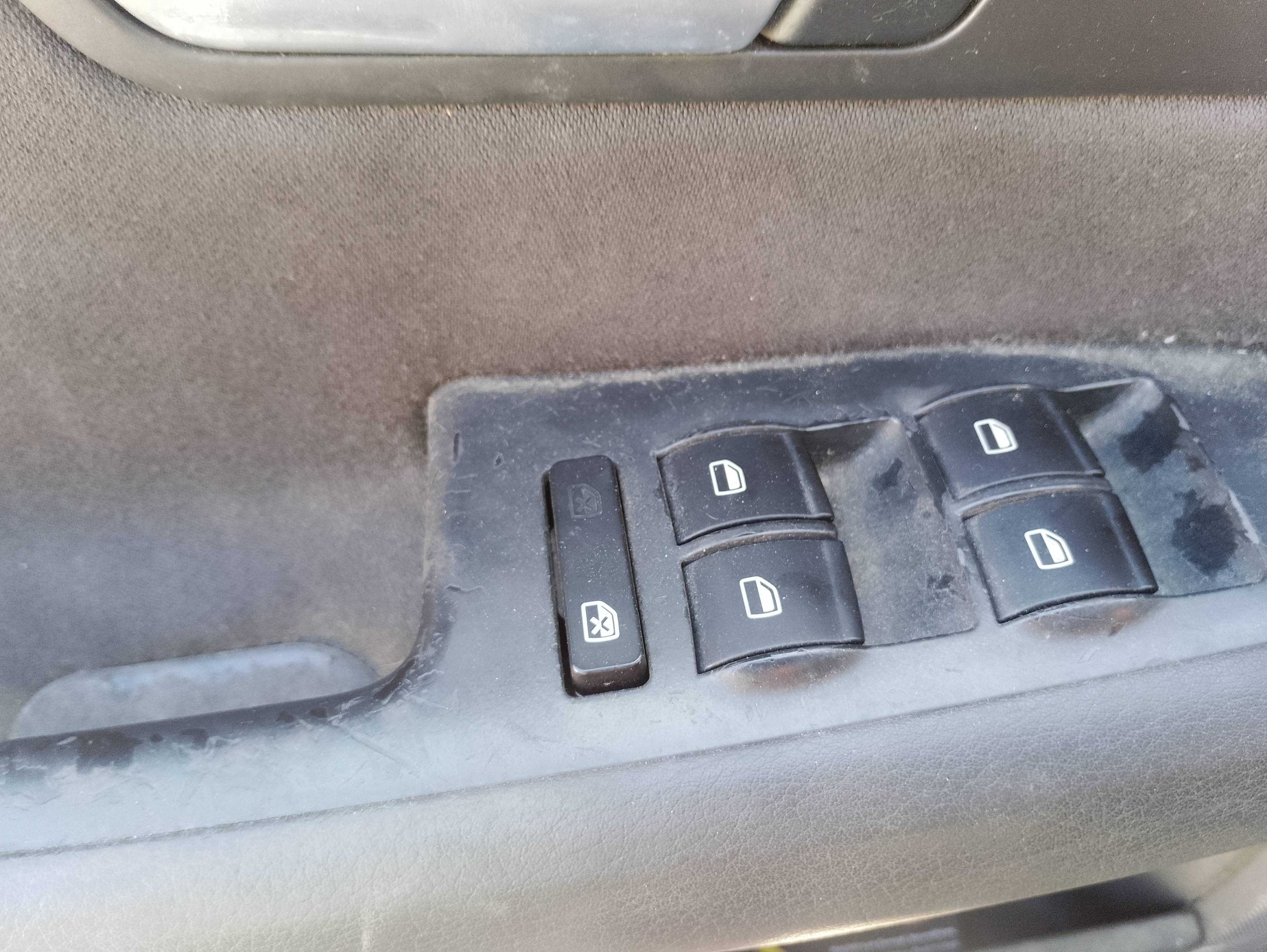 Recambio de mando elevalunas delantero izquierdo para audi a4 berlina (8e) 2.0 referencia OEM IAM   