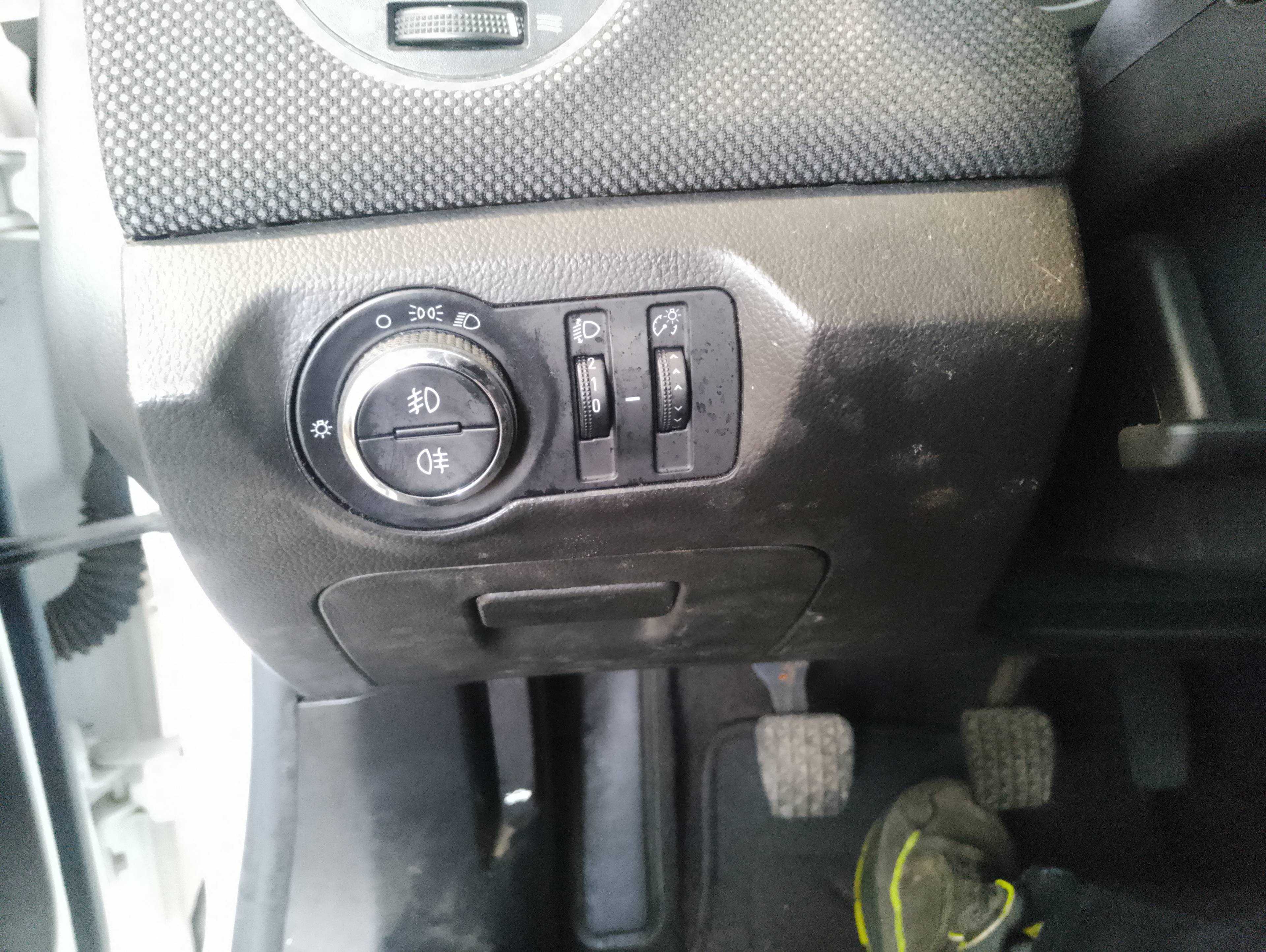 Recambio de mando luces para chevrolet cruze lt+ referencia OEM IAM   