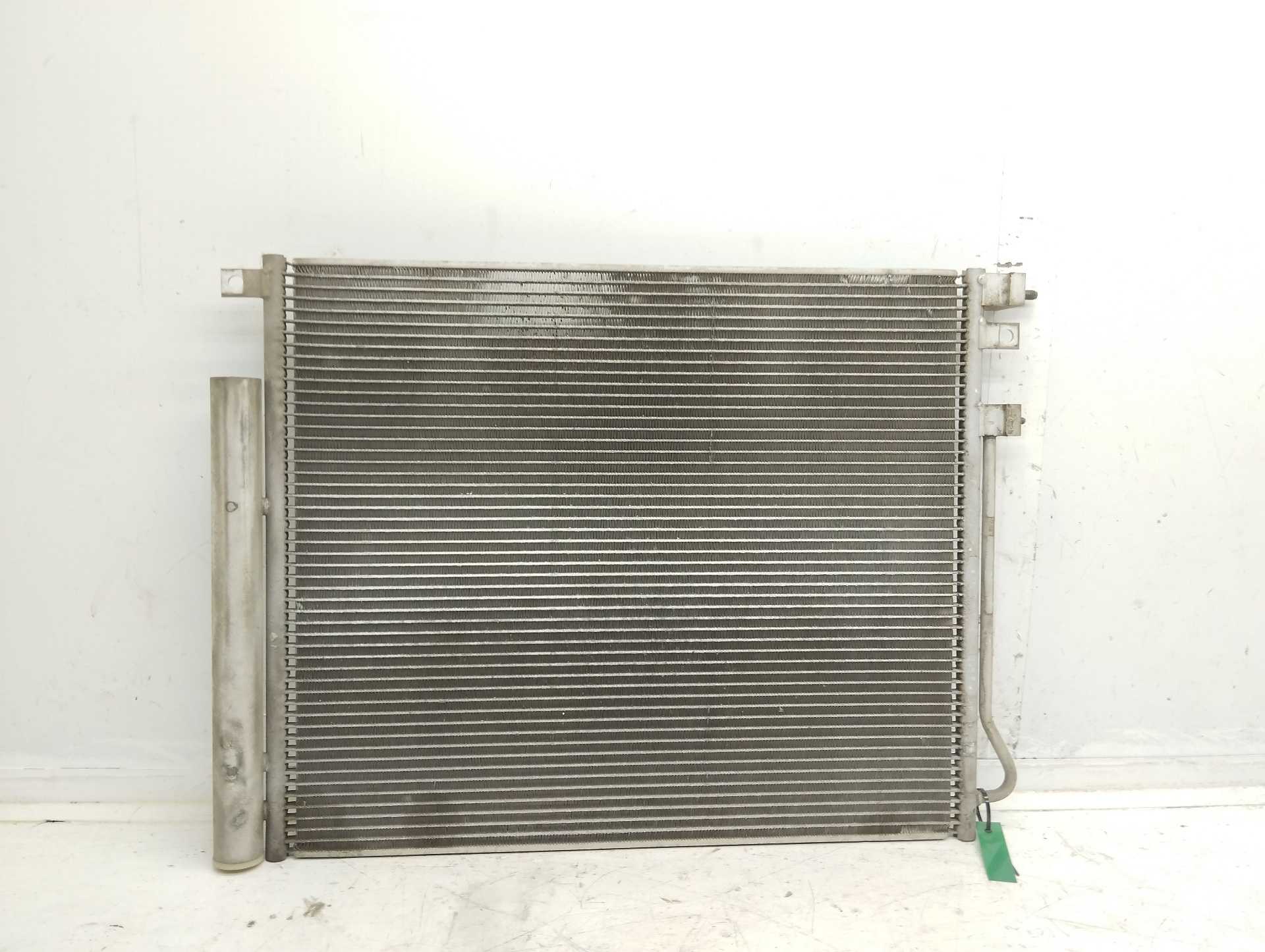 Recambio de condensador / radiador aire acondicionado para ssangyong tivoli crystal 4x2 referencia OEM IAM 6840035000  