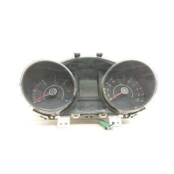 Recambio de cuadro instrumentos para ssangyong tivoli crystal 4x2 referencia OEM IAM 8021035100  