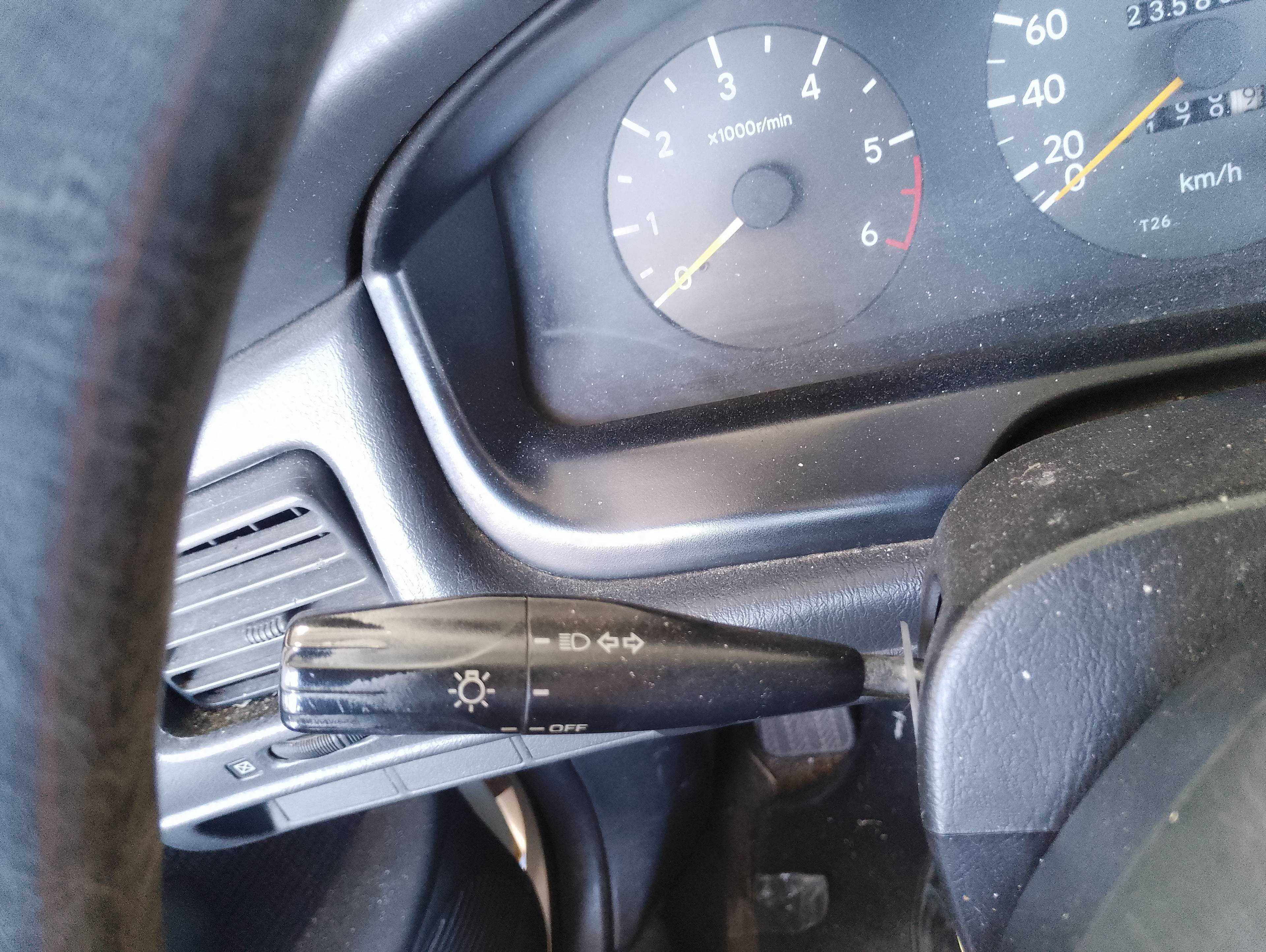Recambio de mando intermitentes para toyota carina (t19) 2.0 d xl (4-ptas.) referencia OEM IAM   