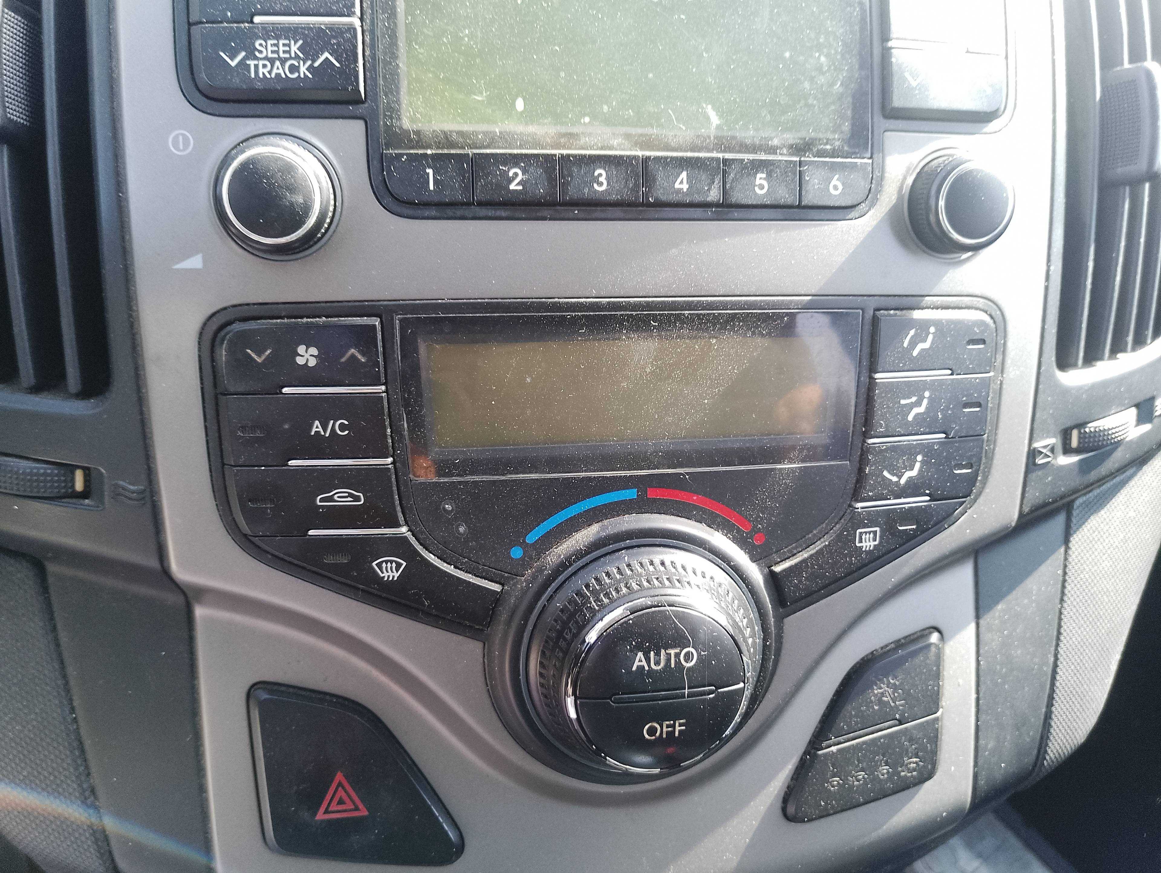 Recambio de mando climatizador para hyundai i30 classic referencia OEM IAM   
