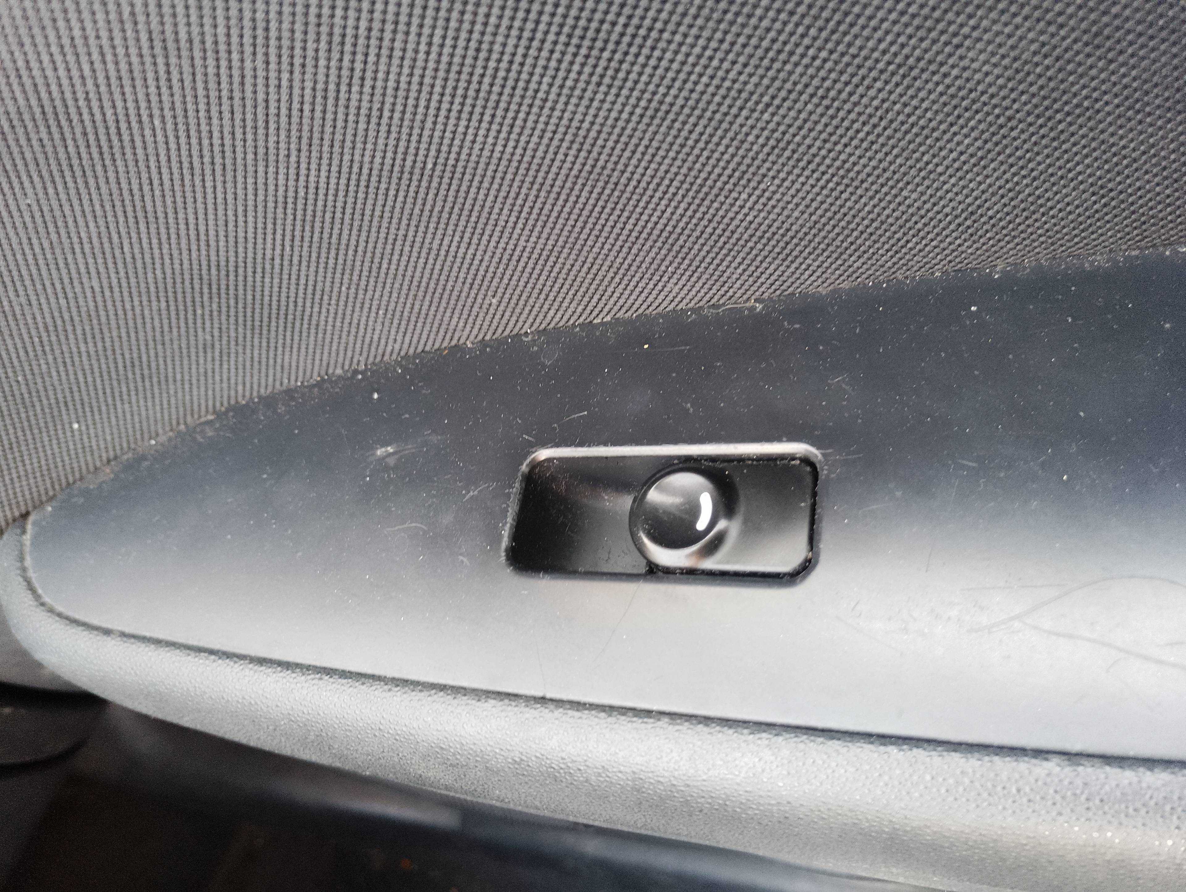 Recambio de mando elevalunas delantero derecho para hyundai i30 classic referencia OEM IAM   