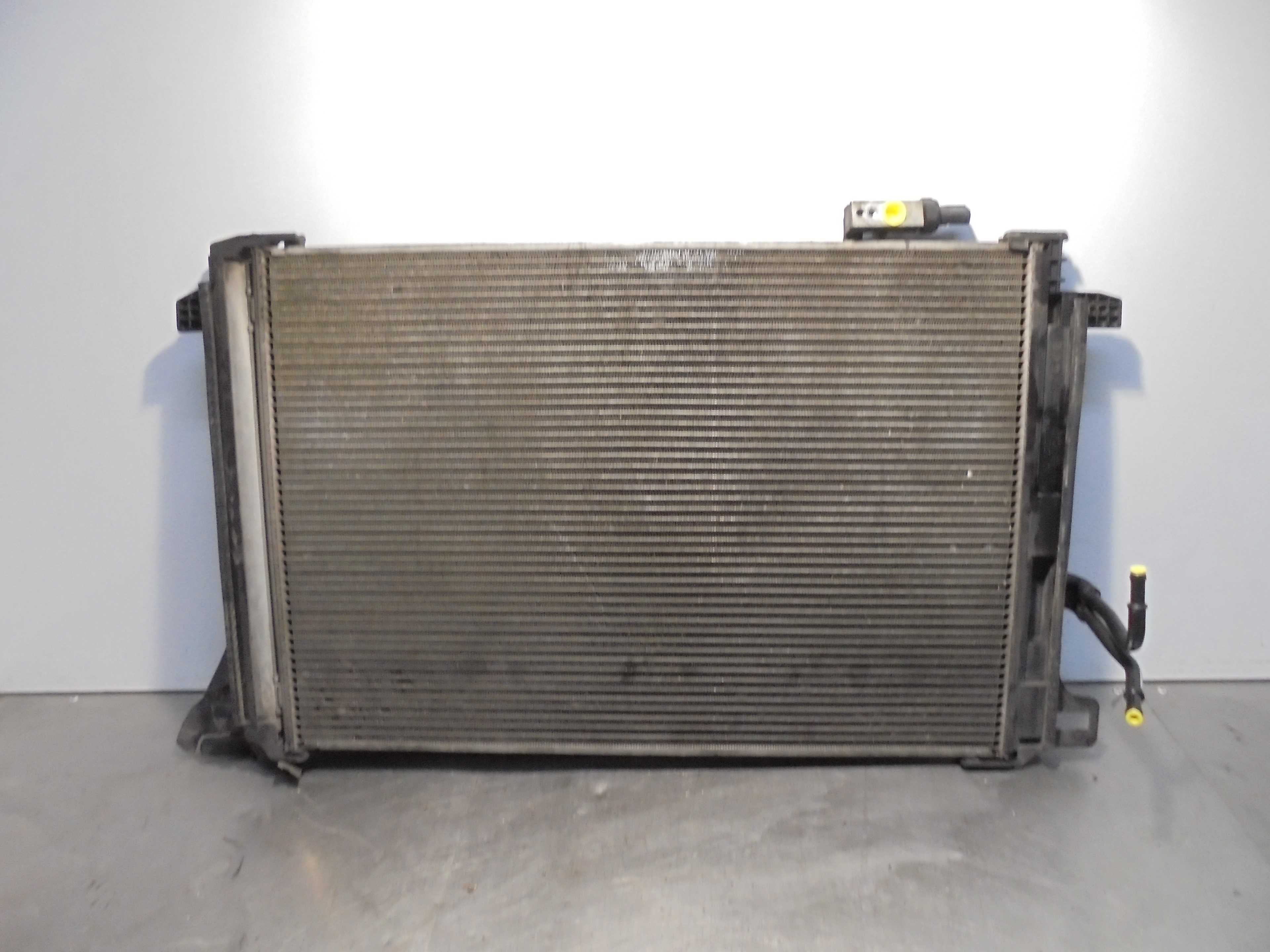 Recambio de condensador / radiador aire acondicionado para mercedes-benz clase c (w204) berlina 2.1 cdi cat referencia OEM IAM A
