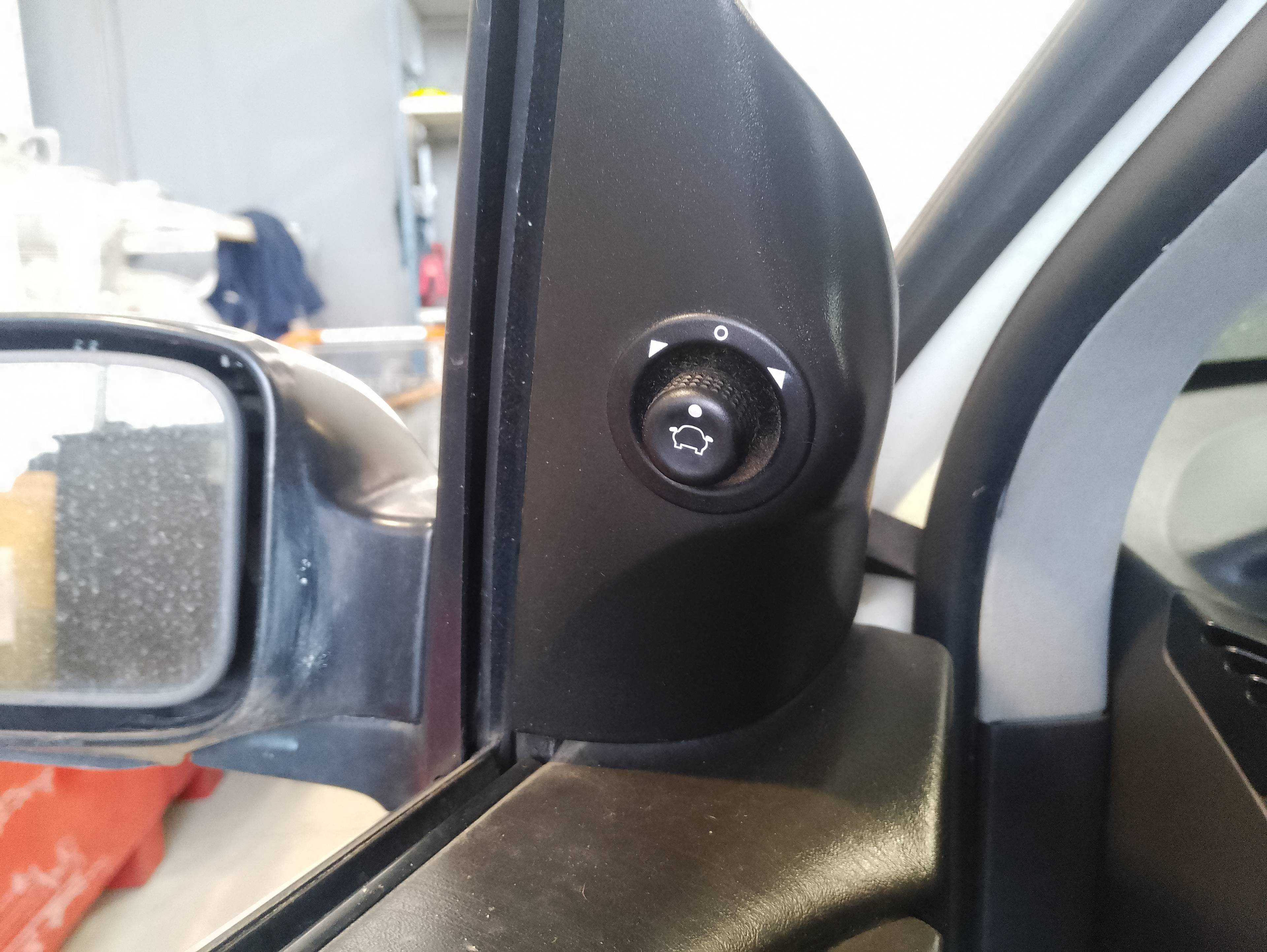 Recambio de mando retrovisor para ford focus berlina (cak) ambiente referencia OEM IAM   