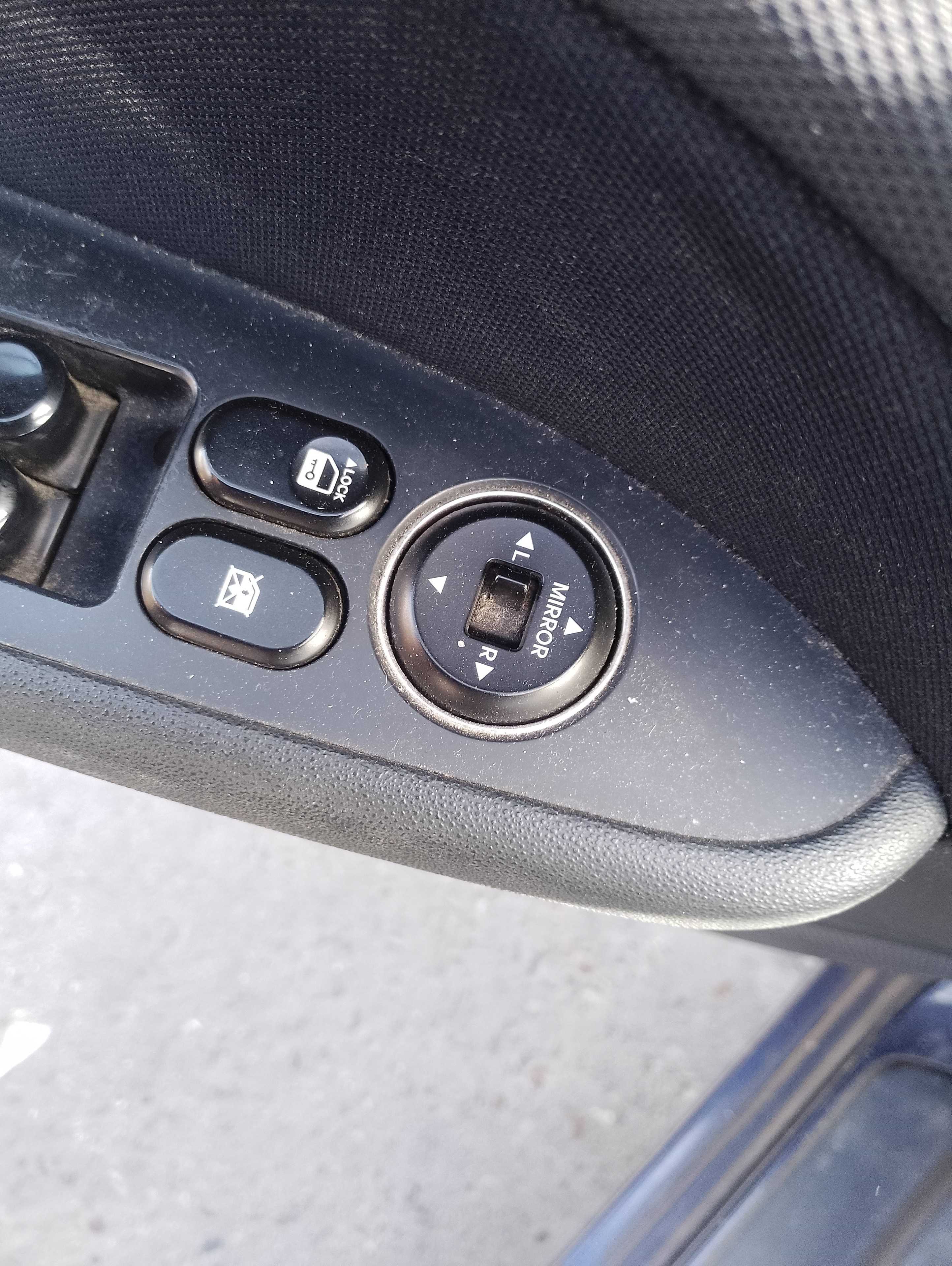 Recambio de mando retrovisor para hyundai i30 classic referencia OEM IAM   