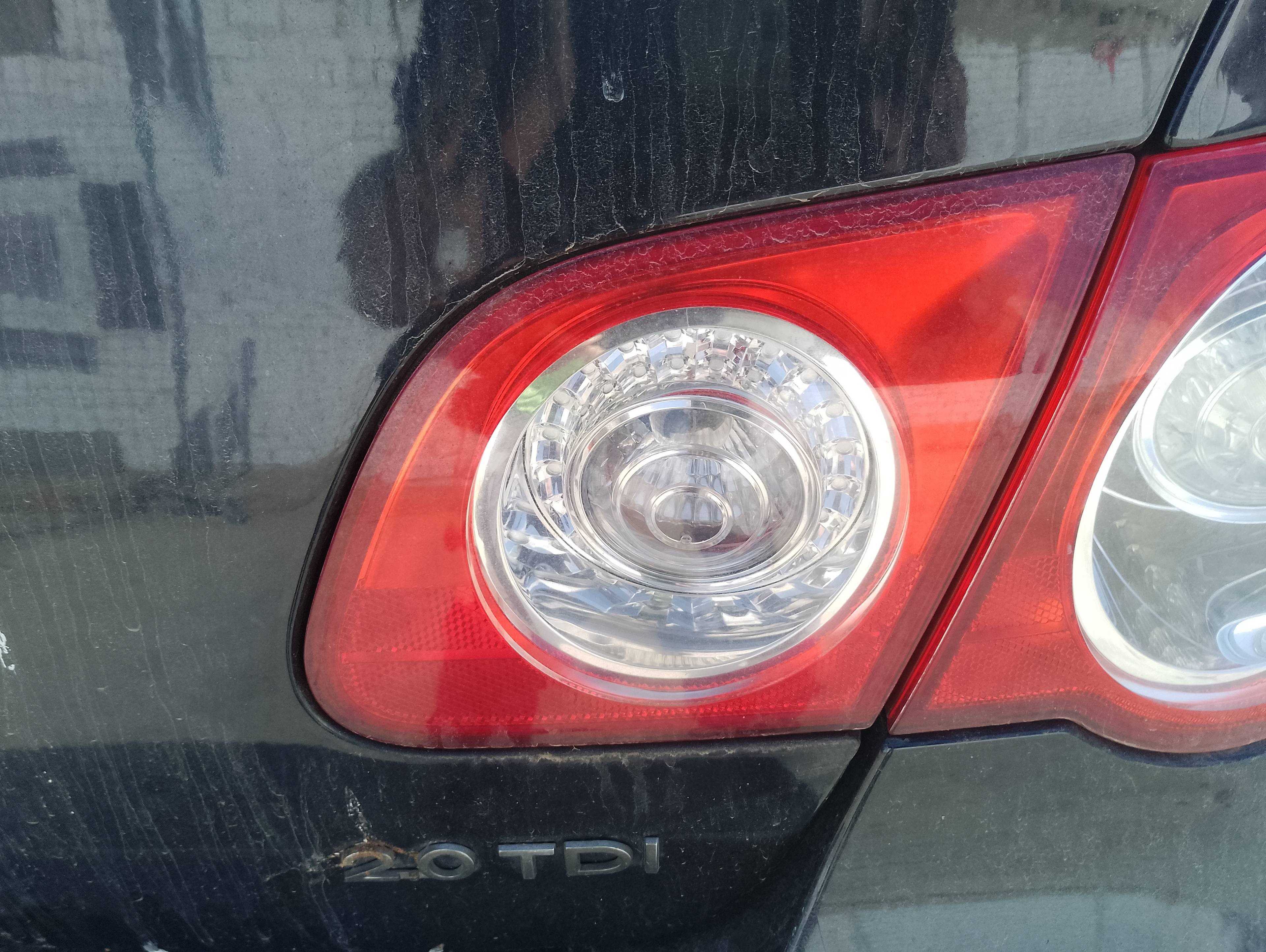 Recambio de piloto porton trasero derecho para volkswagen passat berlina (3c2) advance referencia OEM IAM   
