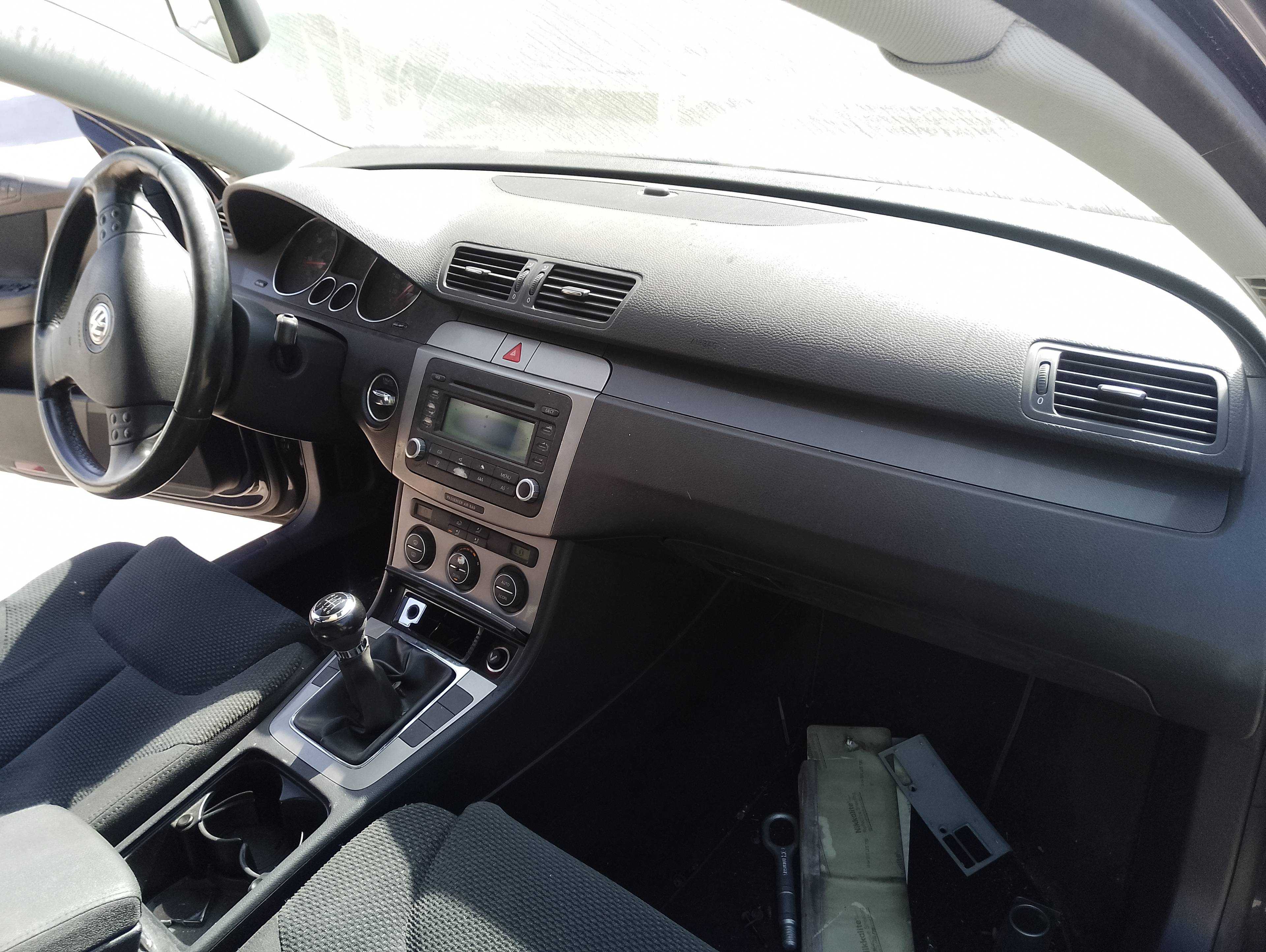 Recambio de salpicadero para volkswagen passat berlina (3c2) advance referencia OEM IAM   