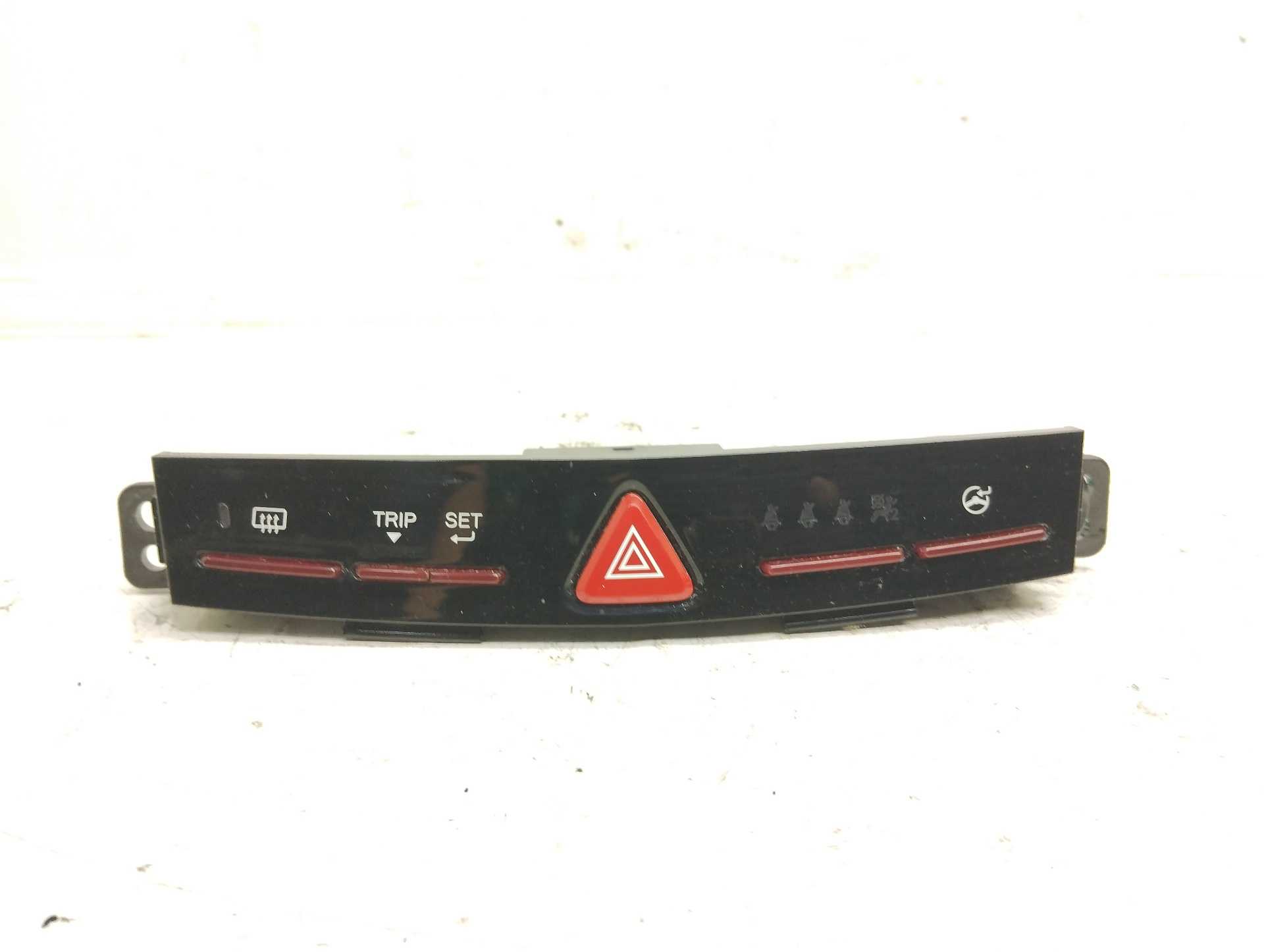 Recambio de mando warning para ssangyong tivoli crystal 4x2 referencia OEM IAM 8520035002  