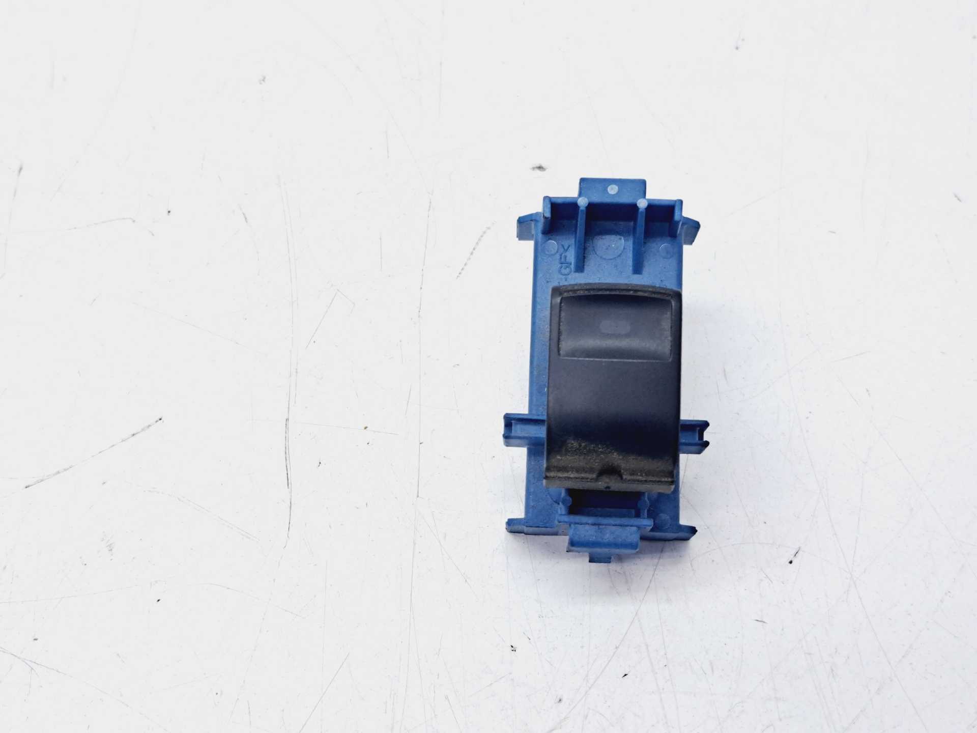 Recambio de mando elevalunas delantero derecho para toyota avensis (t27) 2.0 d-4d cat referencia OEM IAM 8481005070  
