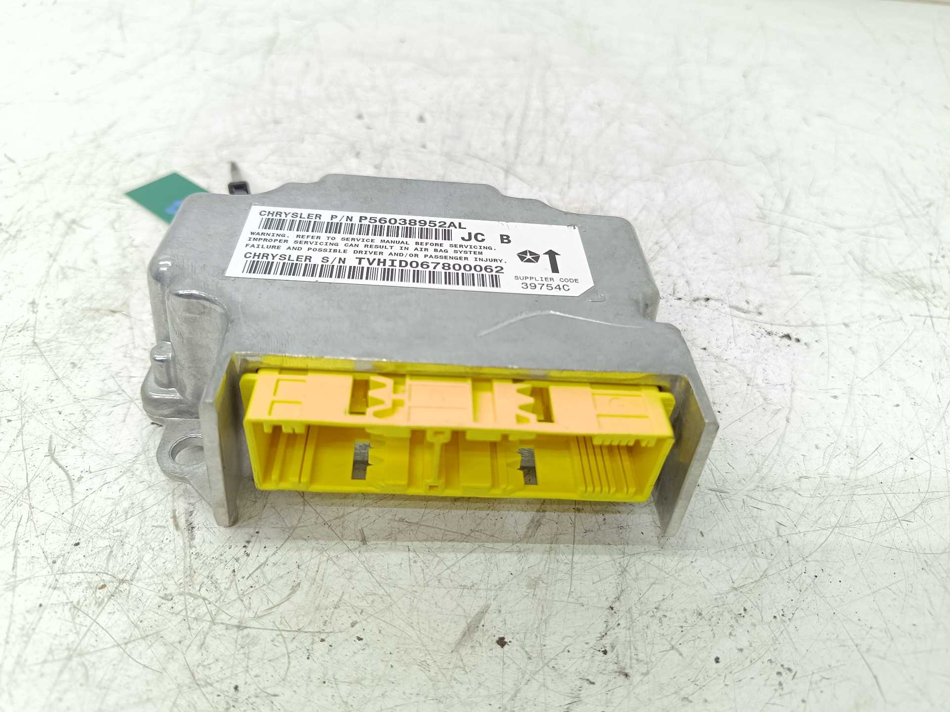 Recambio de centralita airbag para fiat freemont (345) urban referencia OEM IAM P56038952  