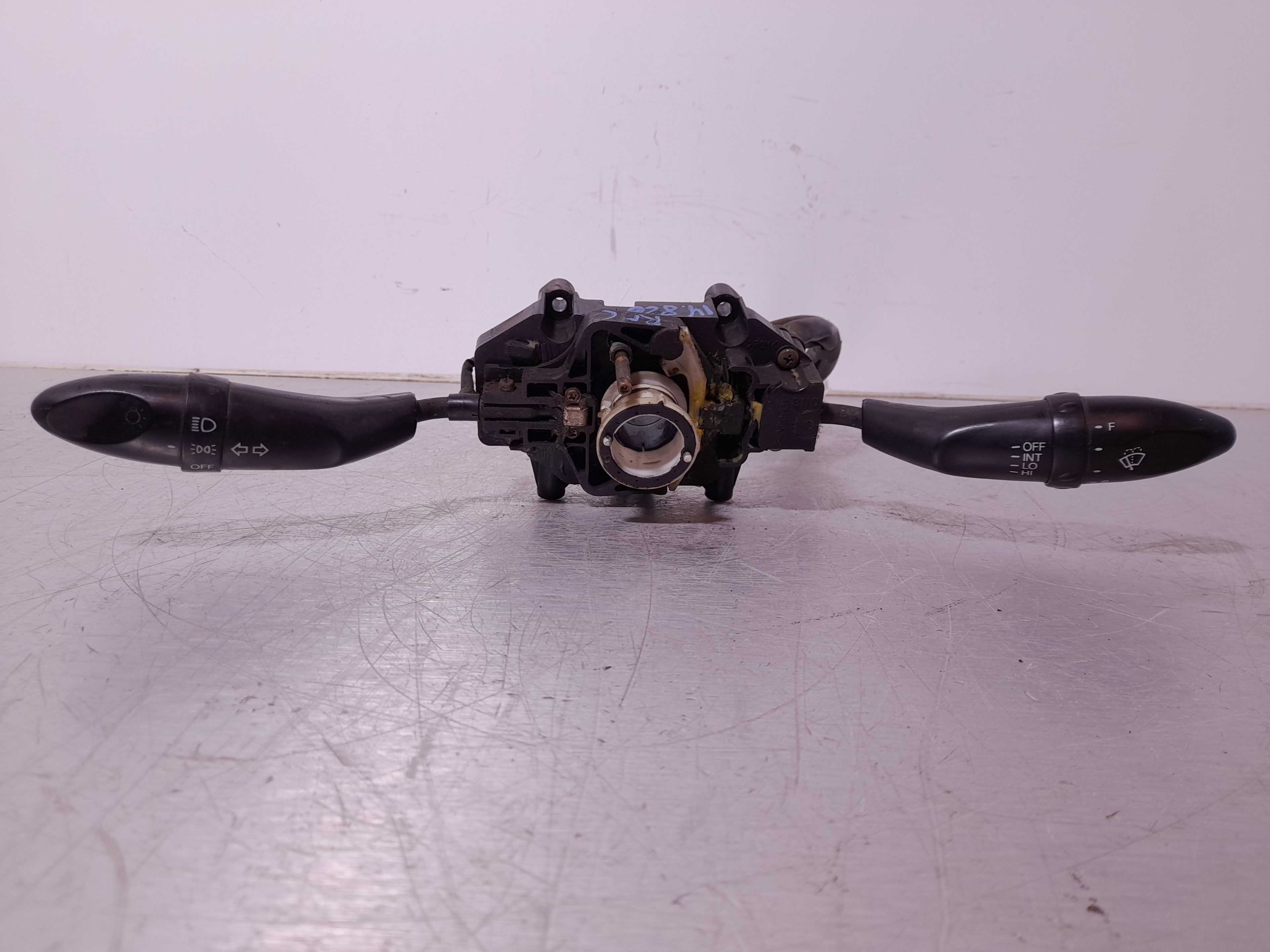 Recambio de mando intermitentes para hyundai coupe (j2) 1.6 fx coupe referencia OEM IAM   