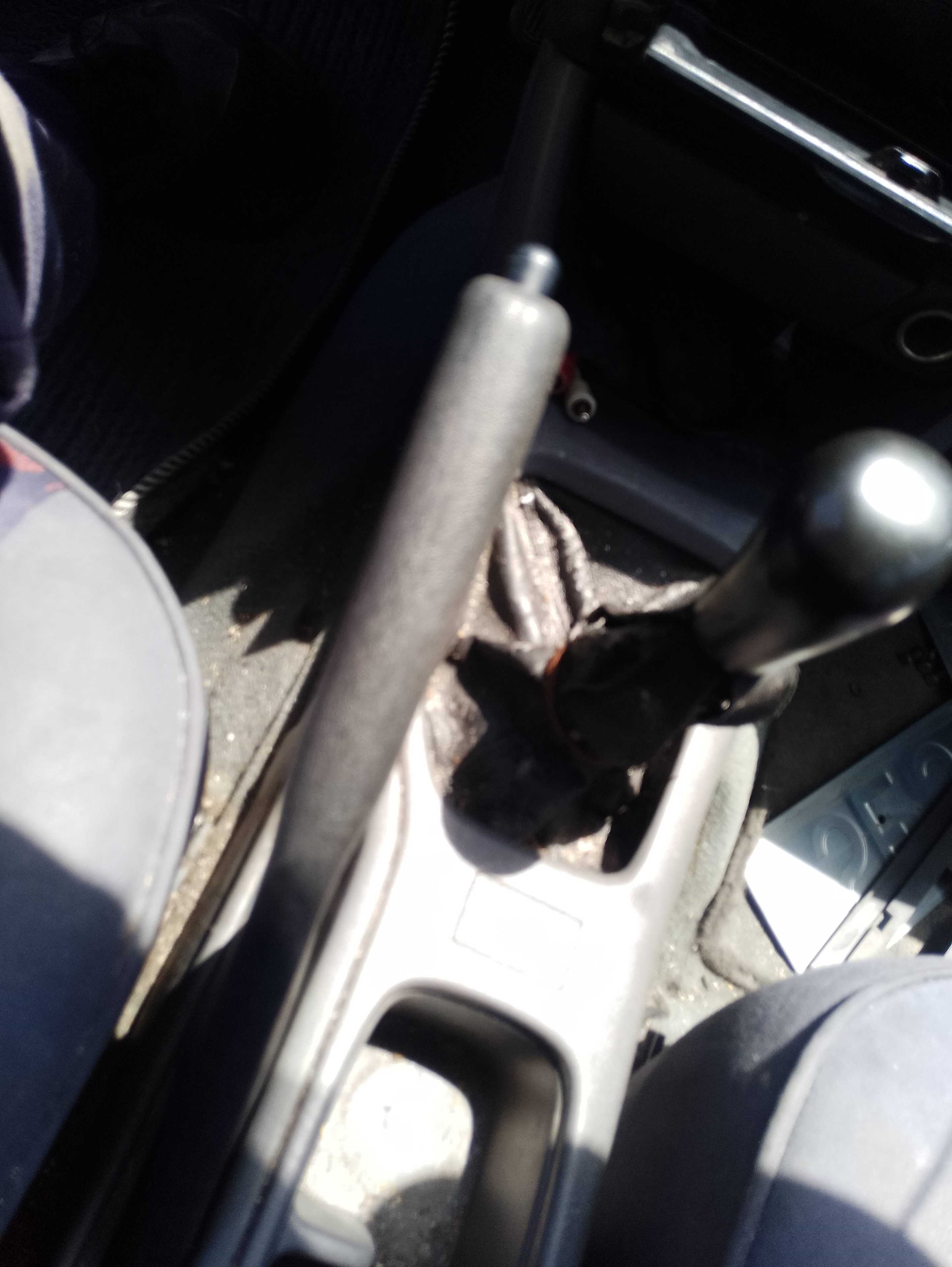 Recambio de palanca freno para toyota avensis berlina (t 22) 2.0 d4-d luna (5-ptas.) referencia OEM IAM   