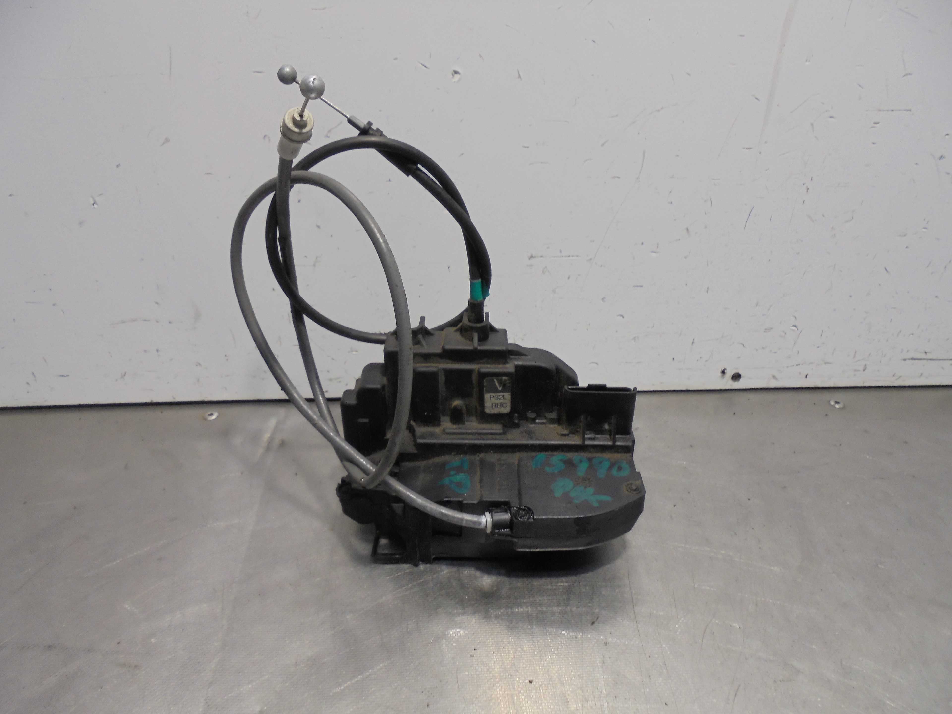 Recambio de cerradura puerta trasera derecha para nissan qashqai (j10) acenta referencia OEM IAM  ELECTRICA 5 PUERTAS 
