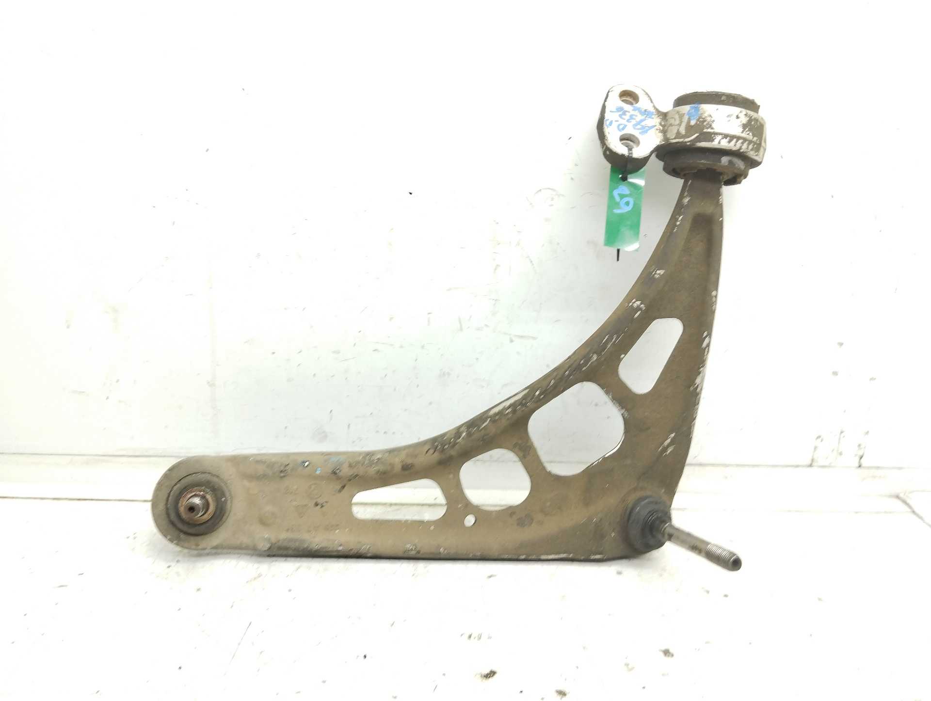 Recambio de brazo suspension delantero derecho para bmw serie 3 compact (e46) 316ti referencia OEM IAM  31122343352 