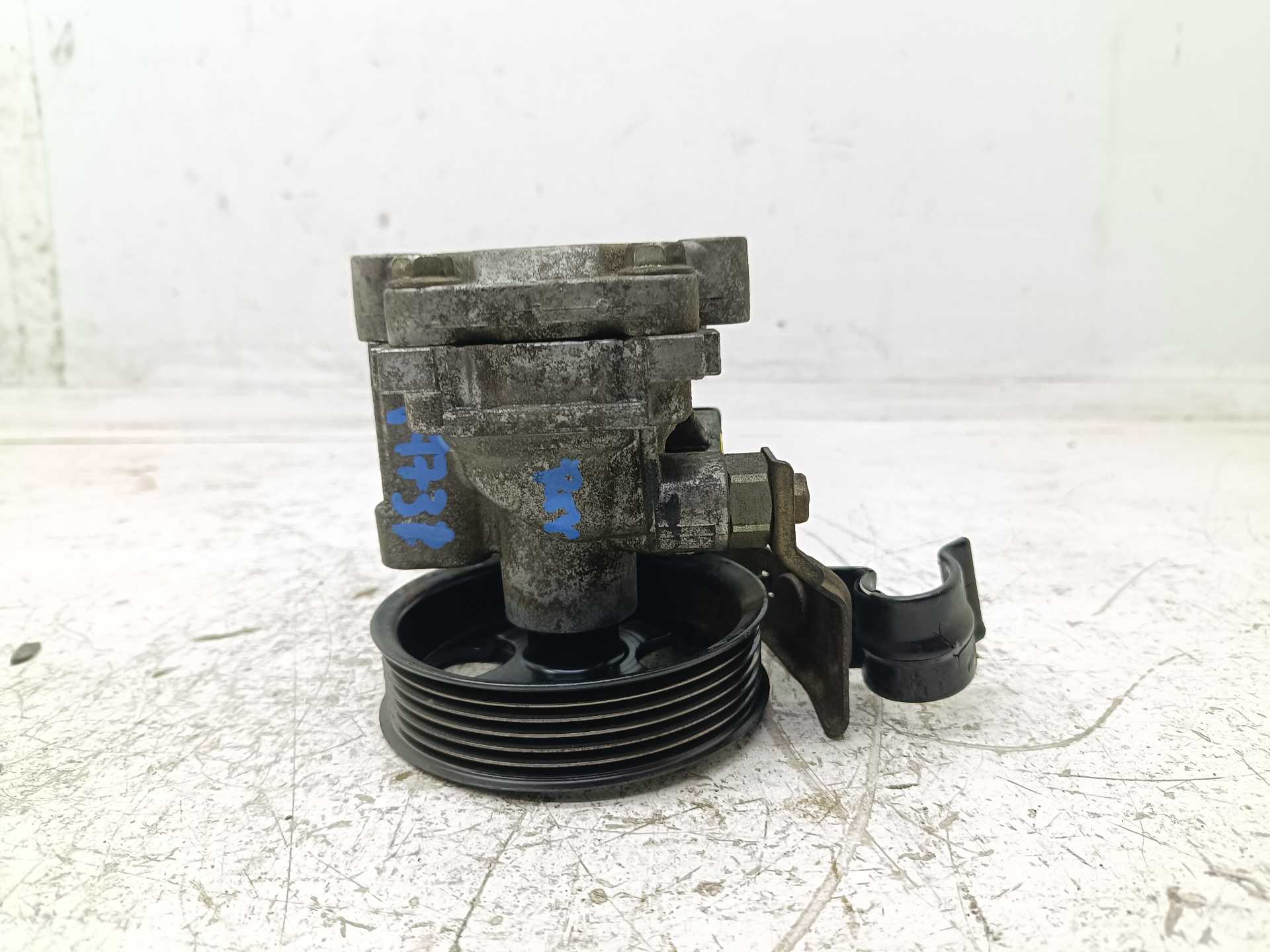 Recambio de bomba direccion para mitsubishi grandis (na0w) 2.0 di-d inform referencia OEM IAM   
