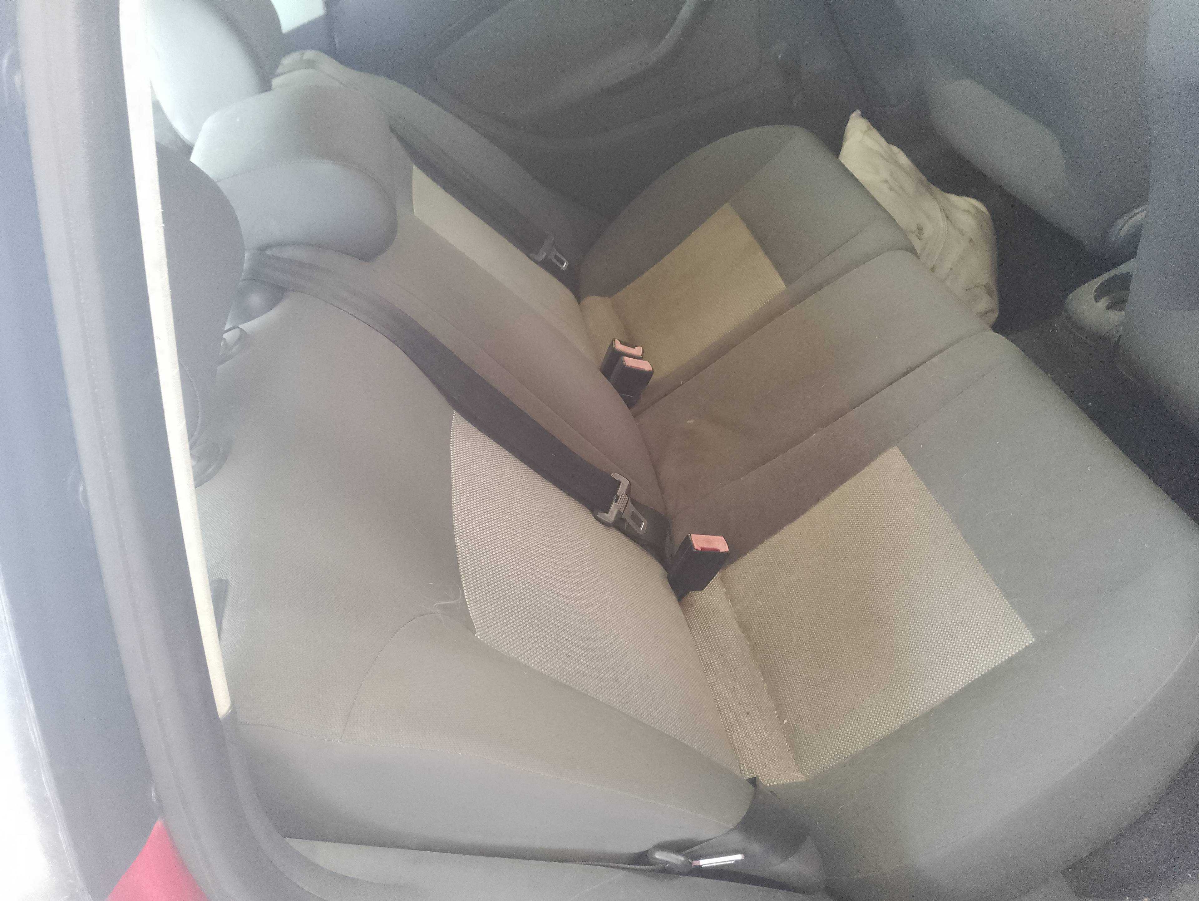 Recambio de asientos traseros para seat ibiza (6l1) cool referencia OEM IAM   