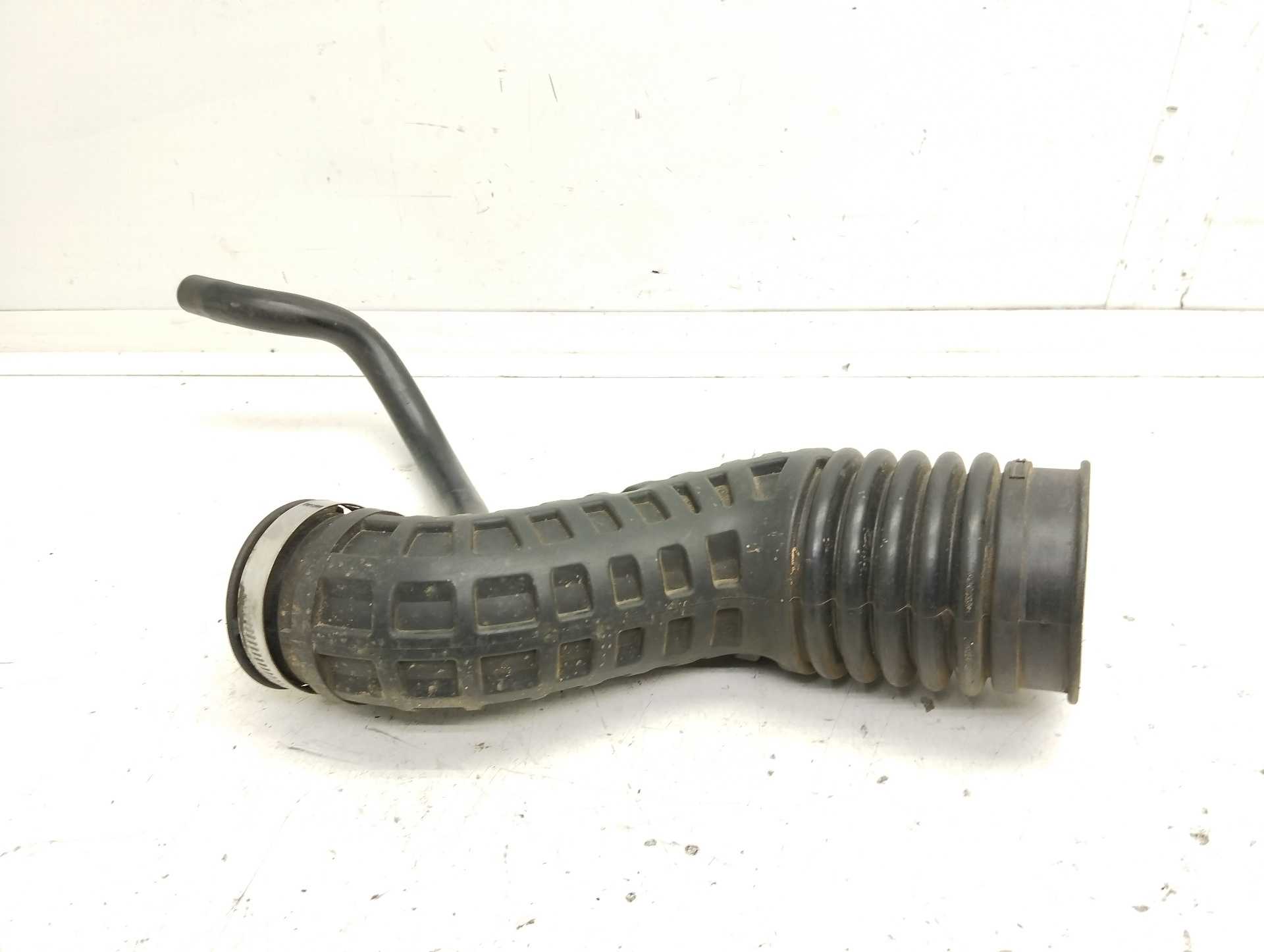 Recambio de tubo de admision para nissan x-trail (t30) referencia OEM IAM 1026324S01  