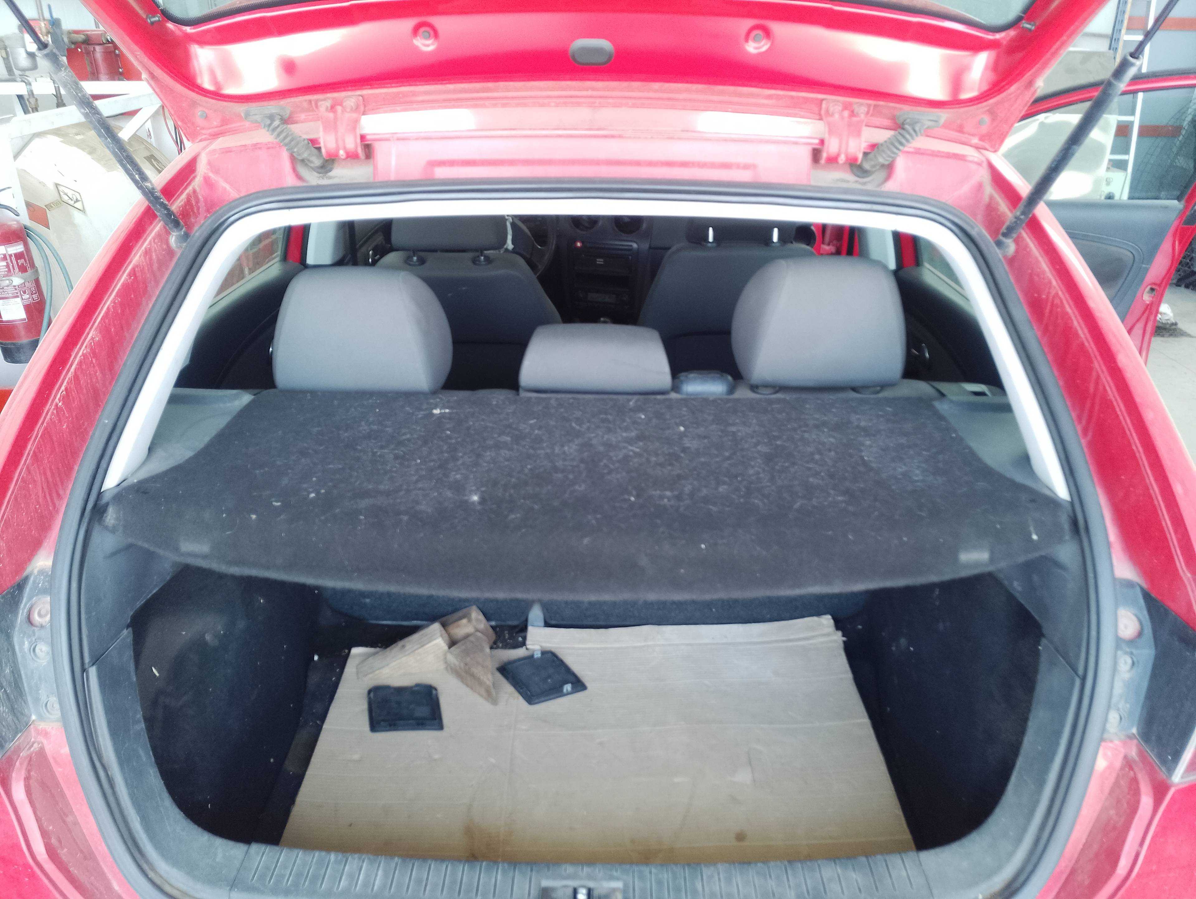 Recambio de bandeja trasera para seat ibiza (6l1) cool referencia OEM IAM   