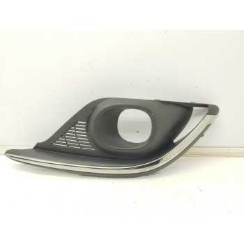 MOLDURA ANTINIEBLA DERECHA 62086464R 