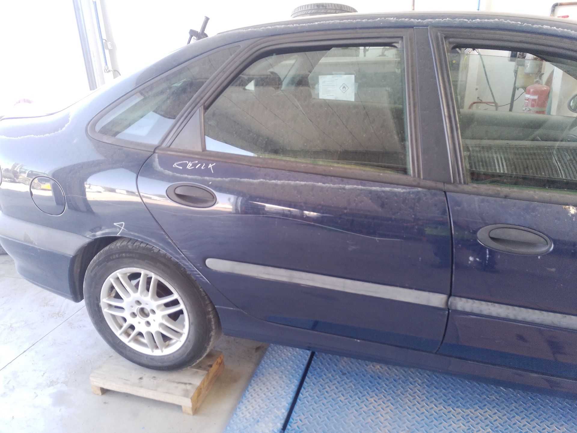 Recambio de puerta trasera derecha para renault laguna i (b56_, 556_) 1.9 dti (b56j) referencia OEM IAM 7751468113  