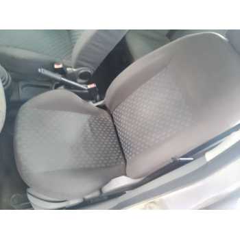 ASIENTO DELANTERO IZQUIERDO 