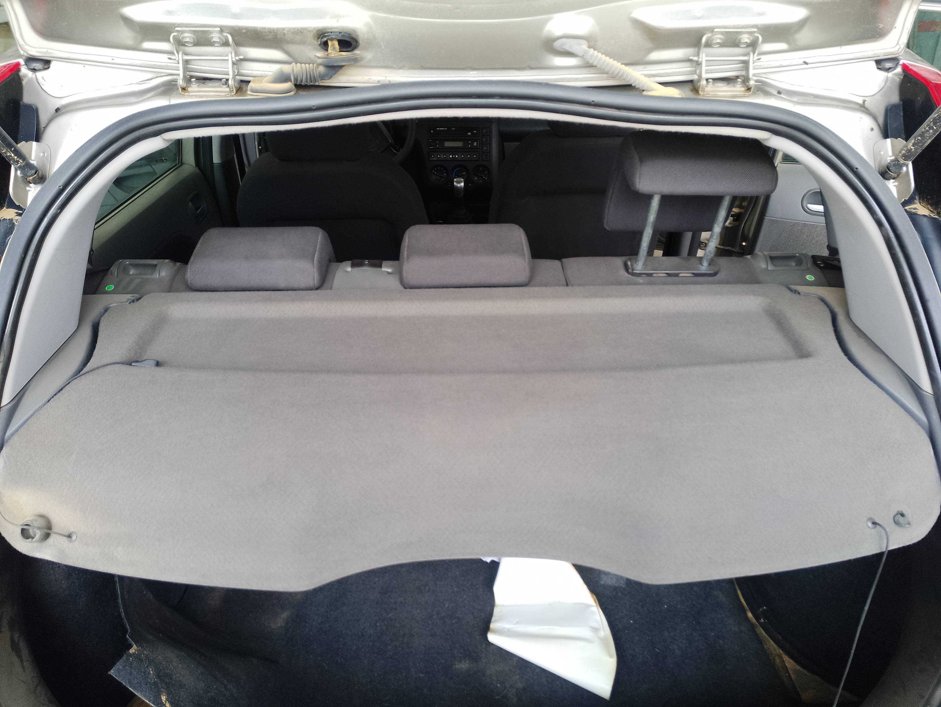 Recambio de bandeja trasera para ford fiesta (cbk) ambiente referencia OEM IAM   