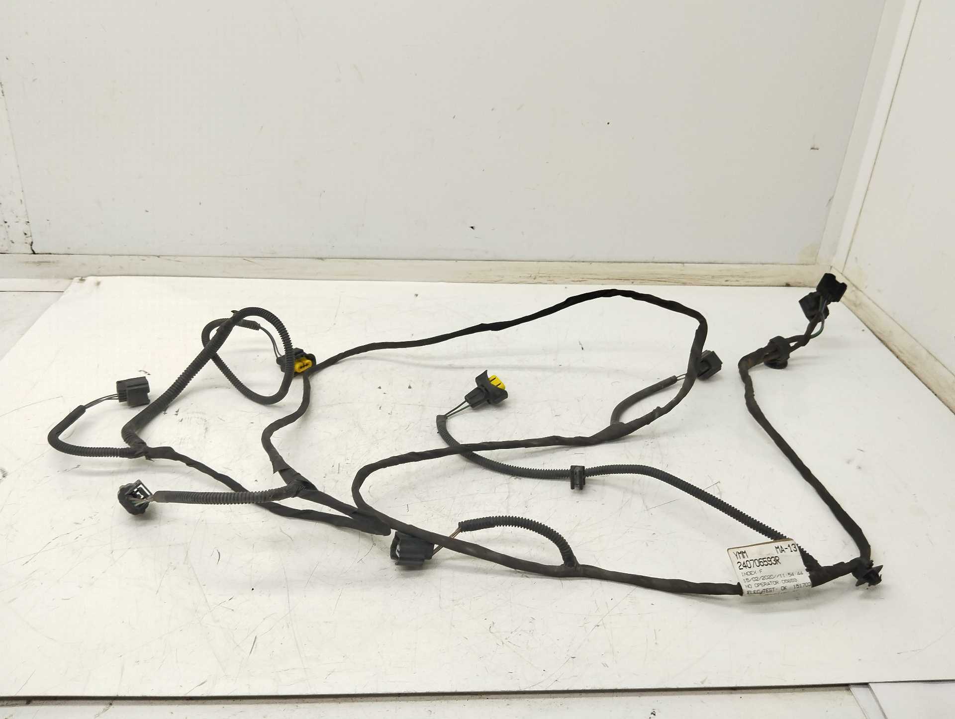 Recambio de cableado electrico para renault scenic iv black edition referencia OEM IAM 240706593R  
