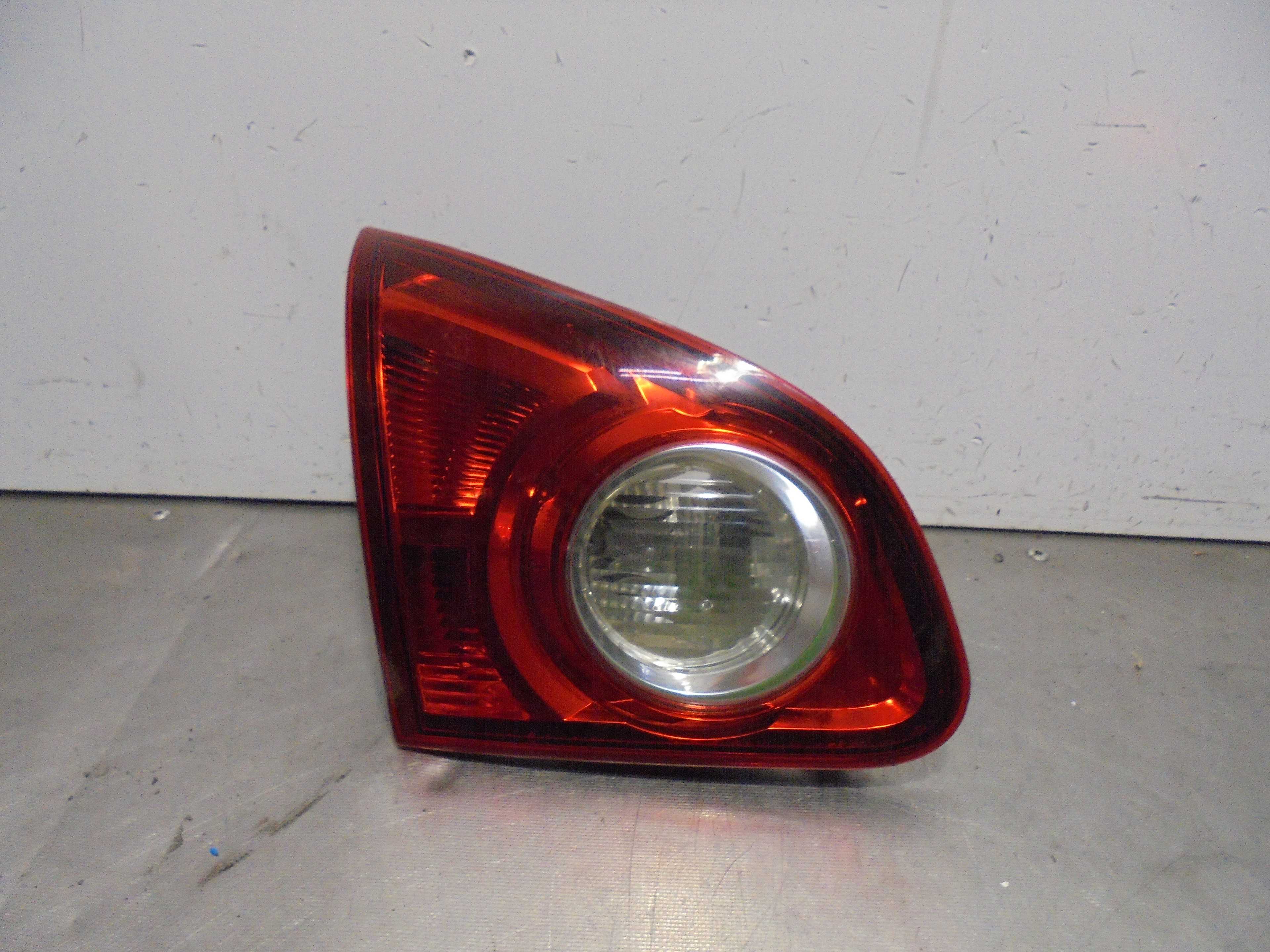 Recambio de piloto porton trasero izquierdo para nissan qashqai (j10) acenta referencia OEM IAM 26555JD800 VALEO 